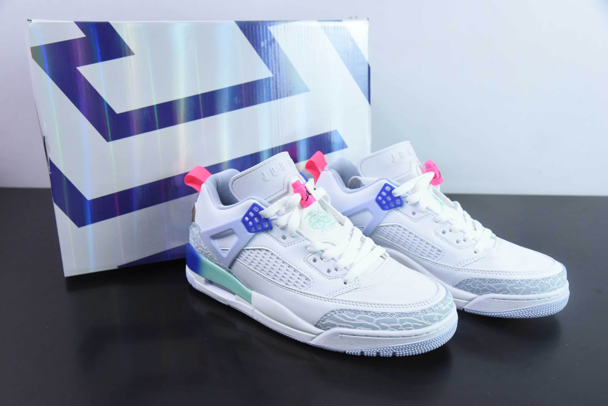 乔丹Air Jordan 3.5 Spizike Low Dong Dan AJ3.5东单炫彩复古文化篮球鞋纯原版本 货号：HF5758-151