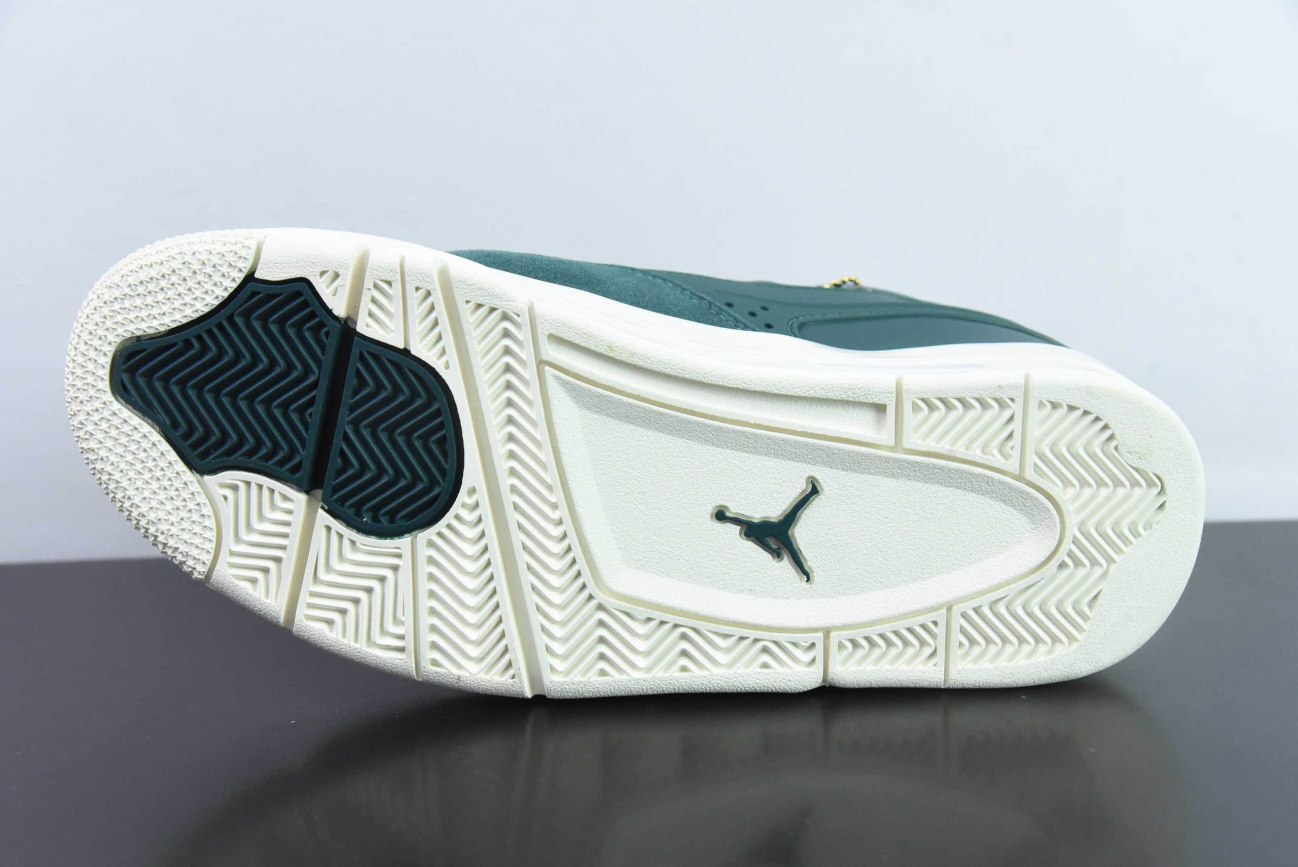 乔丹Air Jordan 4 Remastered AJ4乔4重制墨绿低帮复古文化篮球鞋纯原版本 货号：FQ7940-300 