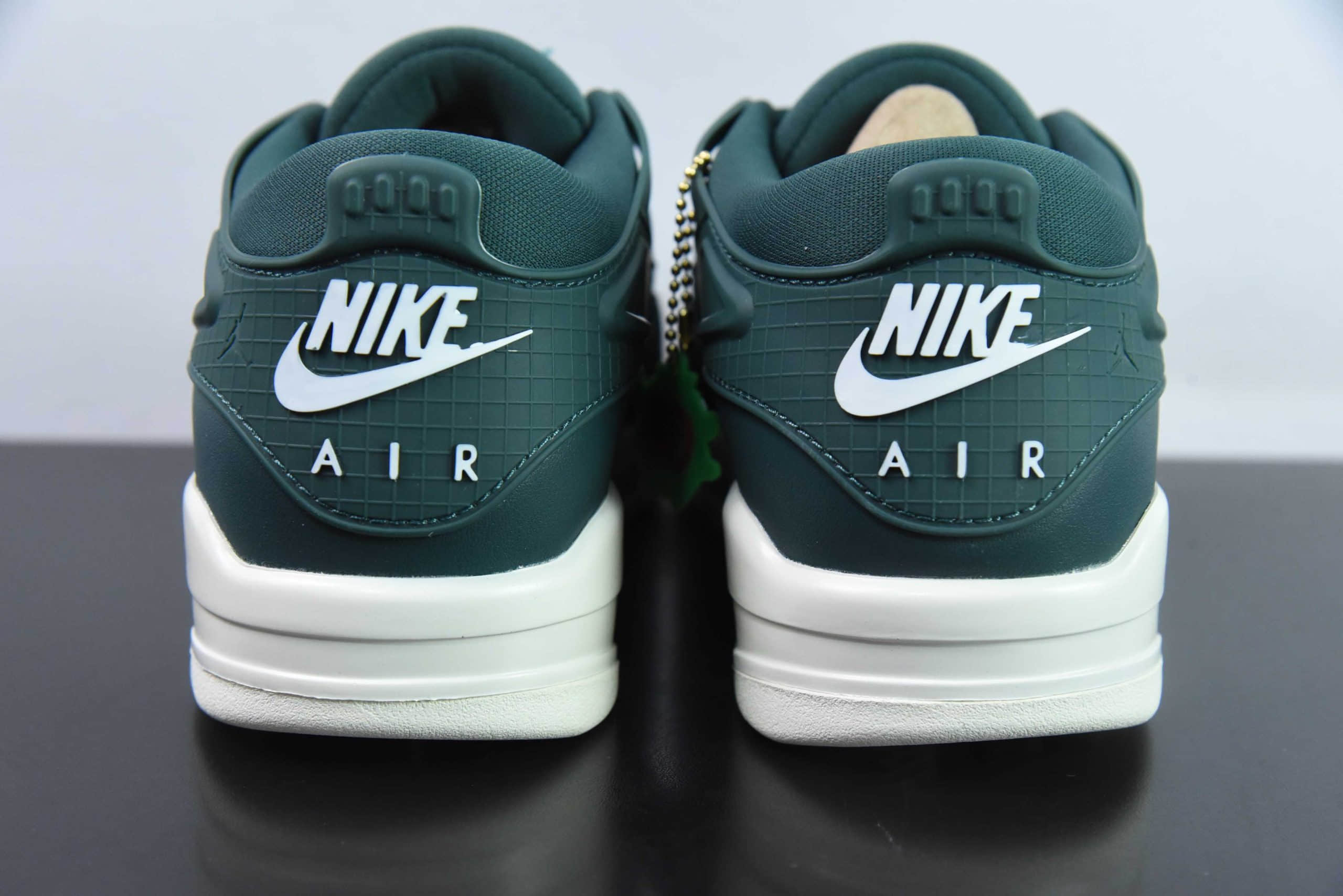 乔丹Air Jordan 4 Remastered AJ4乔4重制墨绿低帮复古文化篮球鞋纯原版本 货号：FQ7940-300 
