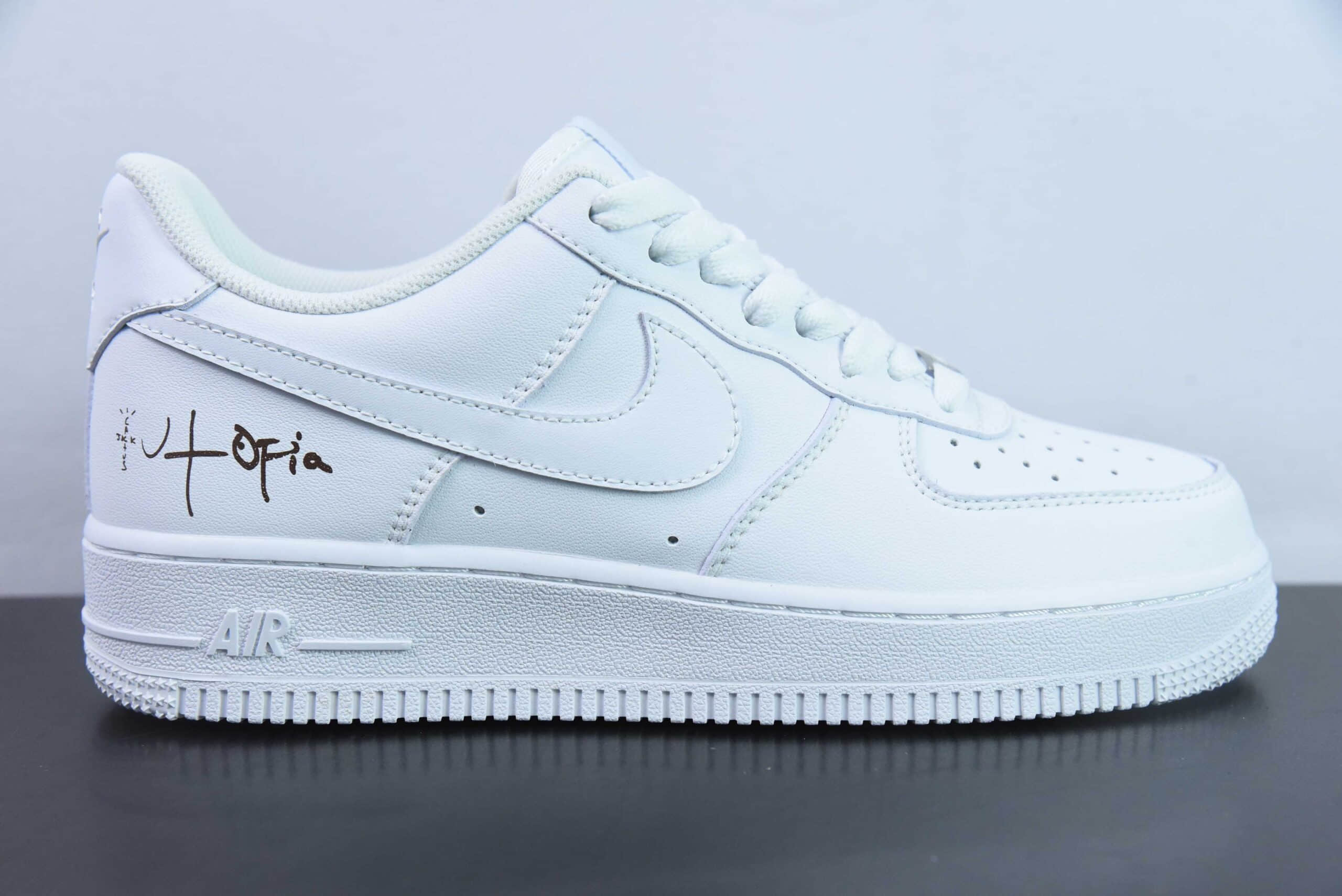 耐克Nike Air Force 1 ‘07 纯白签字空军一号低帮休闲板鞋纯原版本 货号：CW2288-111