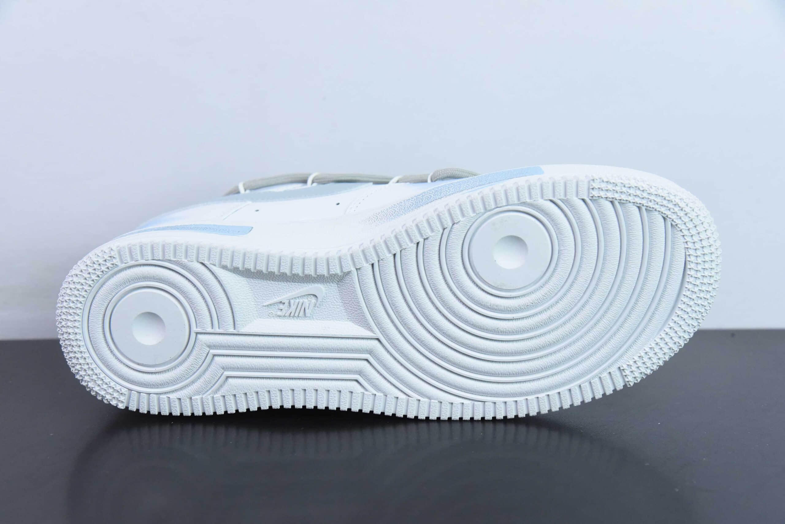 耐克Nike Air Force 1'07 Low 二次元主题断勾喷绘灰蓝绑带空军一号绑带低帮休闲板鞋纯原版本 货号：ZH0316-020