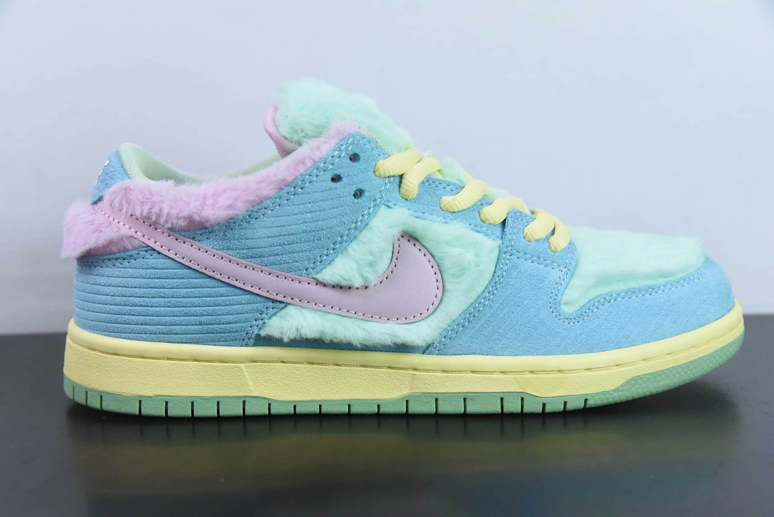 耐克Nike Verdy x Nike SB Dunk Low ProVisty联名毛绒鼠尾草绿黄色蓝SB扣篮系列低帮休闲运动滑板板鞋纯原版本 货号：FN6040-400