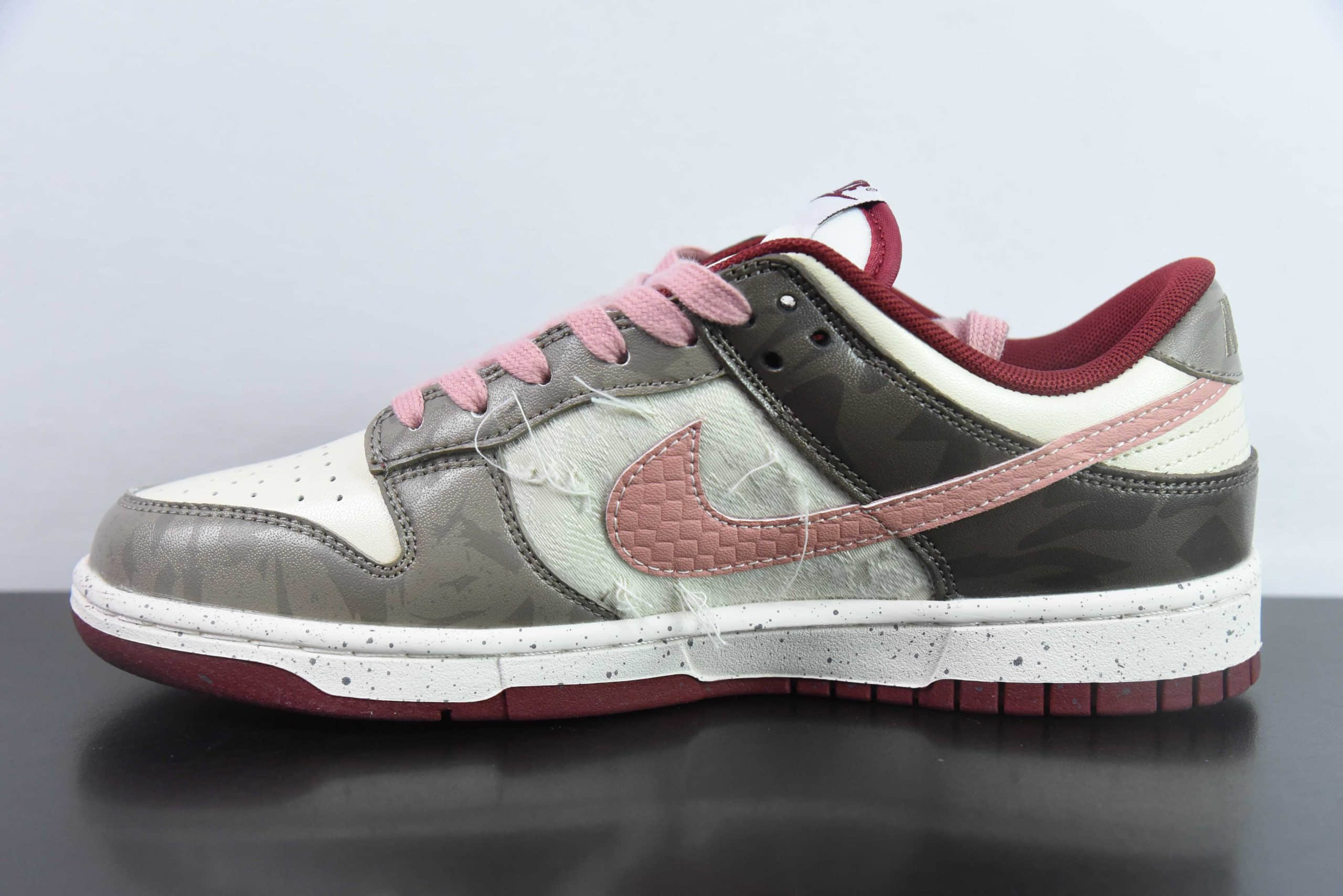 耐克Nike Dunk Low 熊猫恶作剧拓荒骑士粉尘SB低帮休闲板鞋纯原版本 货号：DD1391-601  