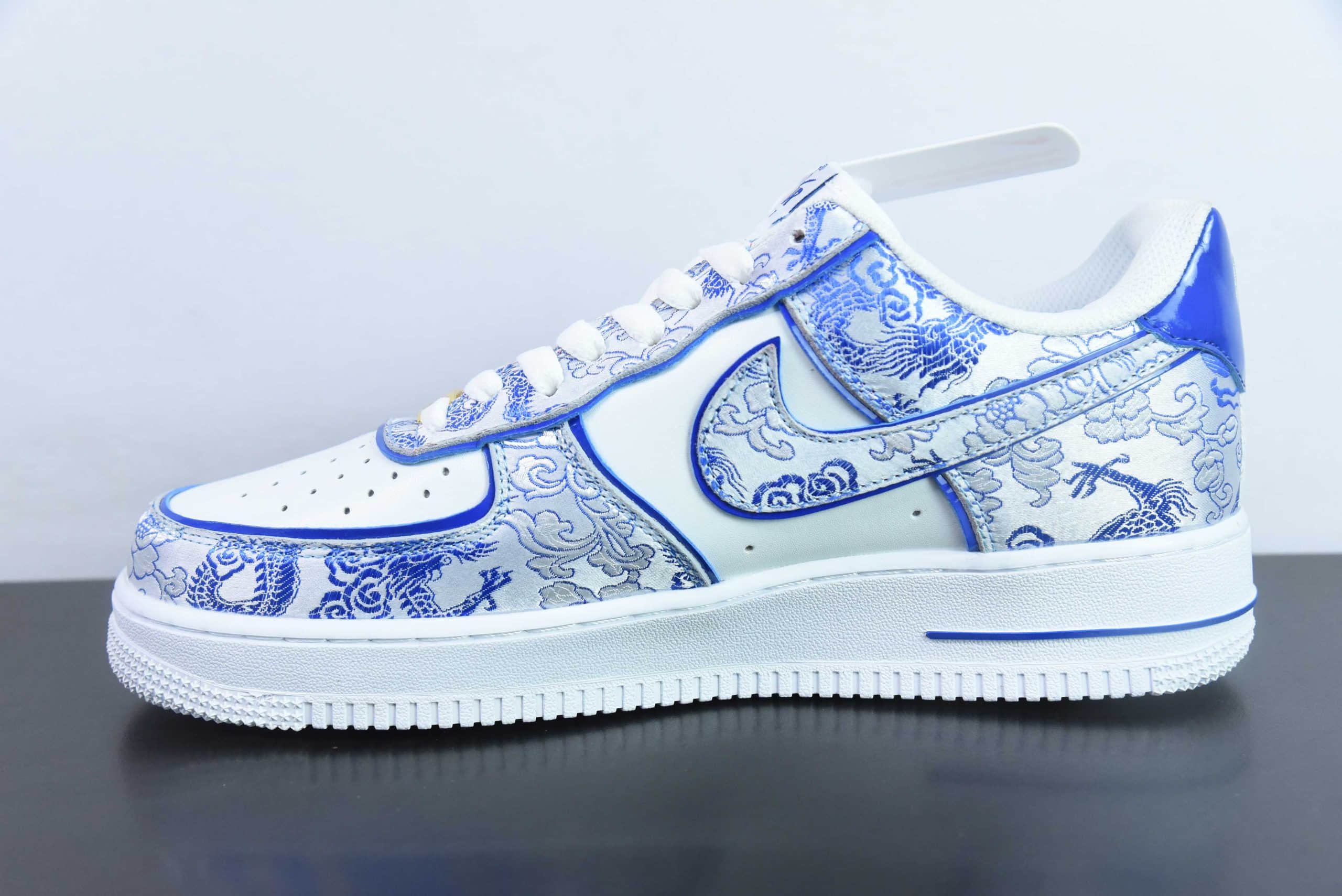 耐克Nike Air Force 1´07 Low青花瓷龙年限定空军一号低帮百搭休闲运动板鞋纯原版本 货号：CW2288-201
