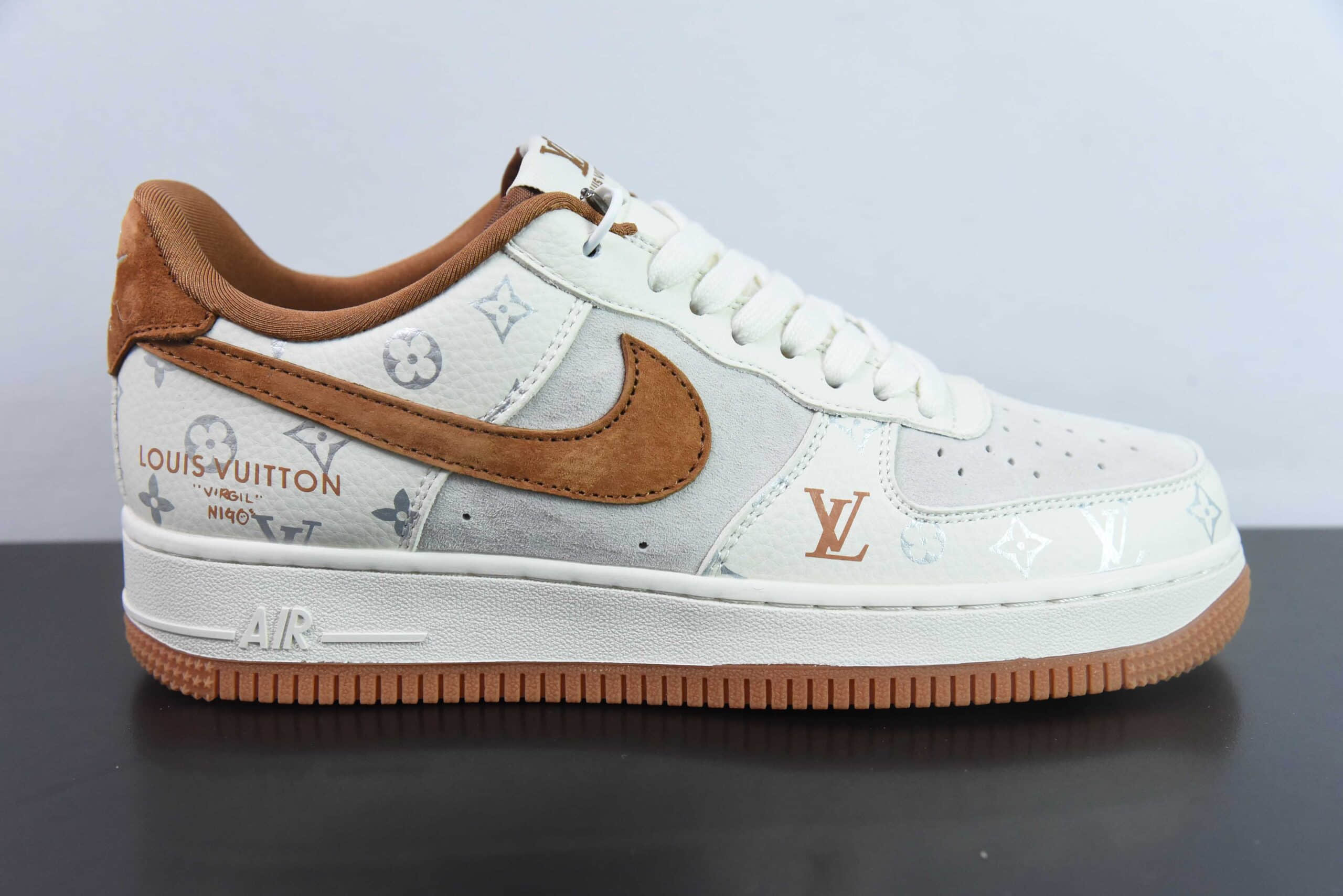 耐克Nike Air Force 1 AF1灰棕LV印花空军一号低帮休闲板鞋纯原版本 货号：CV1724-112