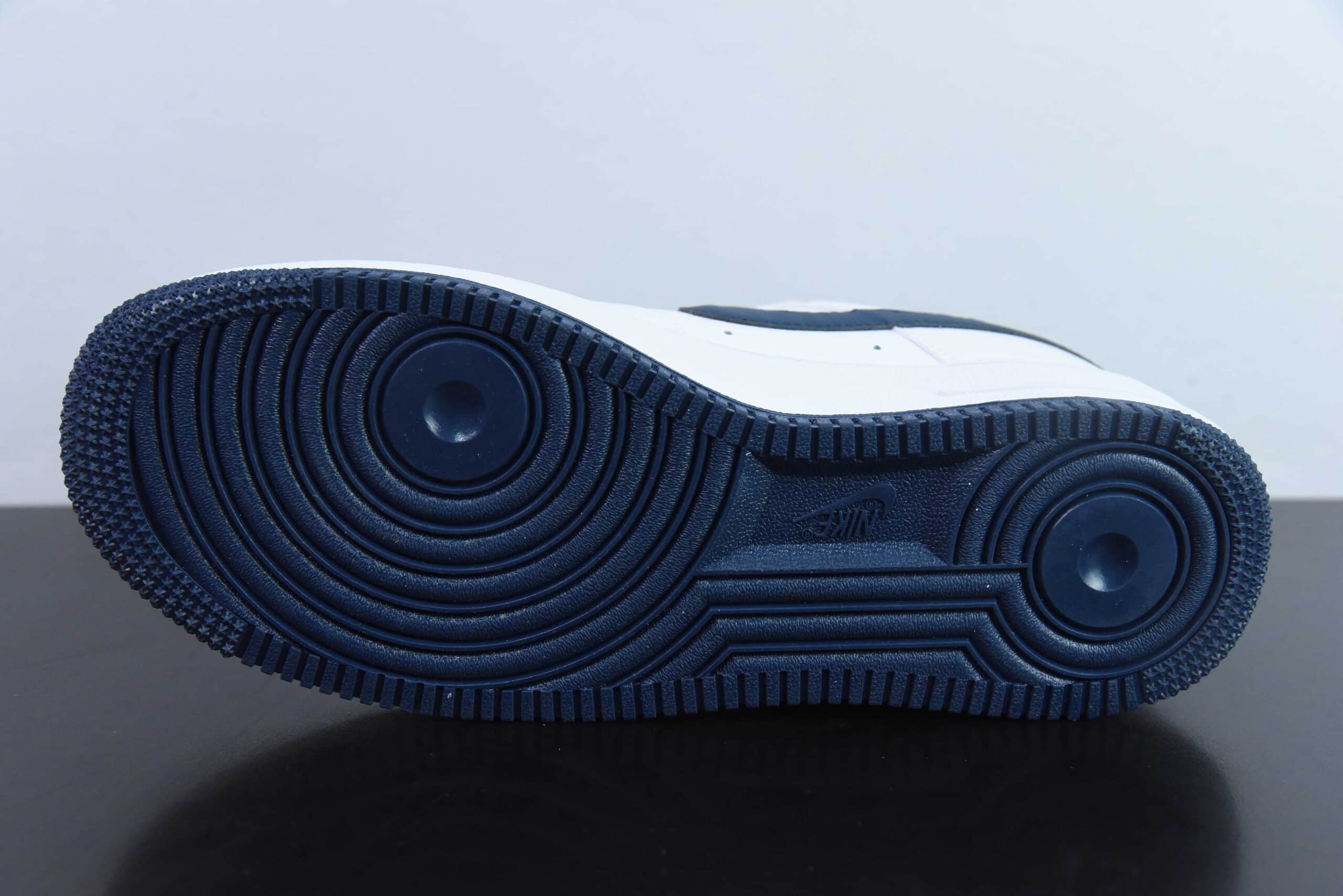 耐克Nike Air Force 1 AF1白蓝空军一号低帮休闲板鞋纯原版本 货号：FJ4146-104 