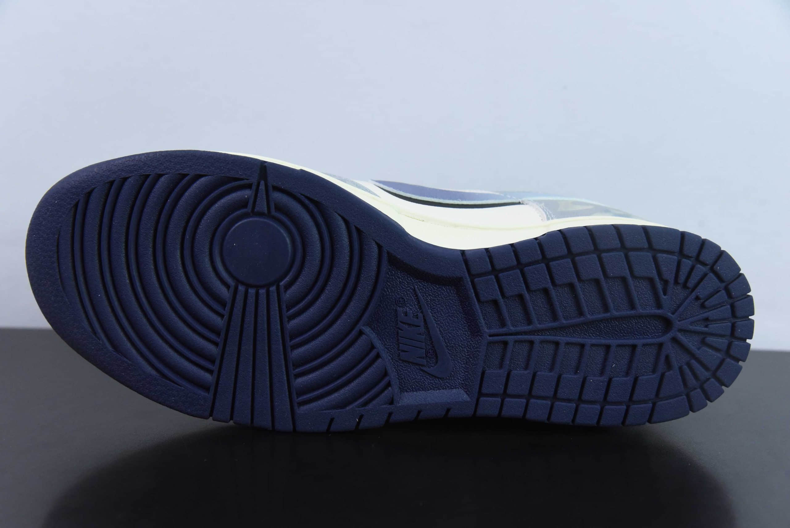 耐克Nike SB Dunk Low CNY龙年限定游龙则灵水运蓝白灰SB低帮休闲滑板鞋纯原版本 货号：FV8106-181