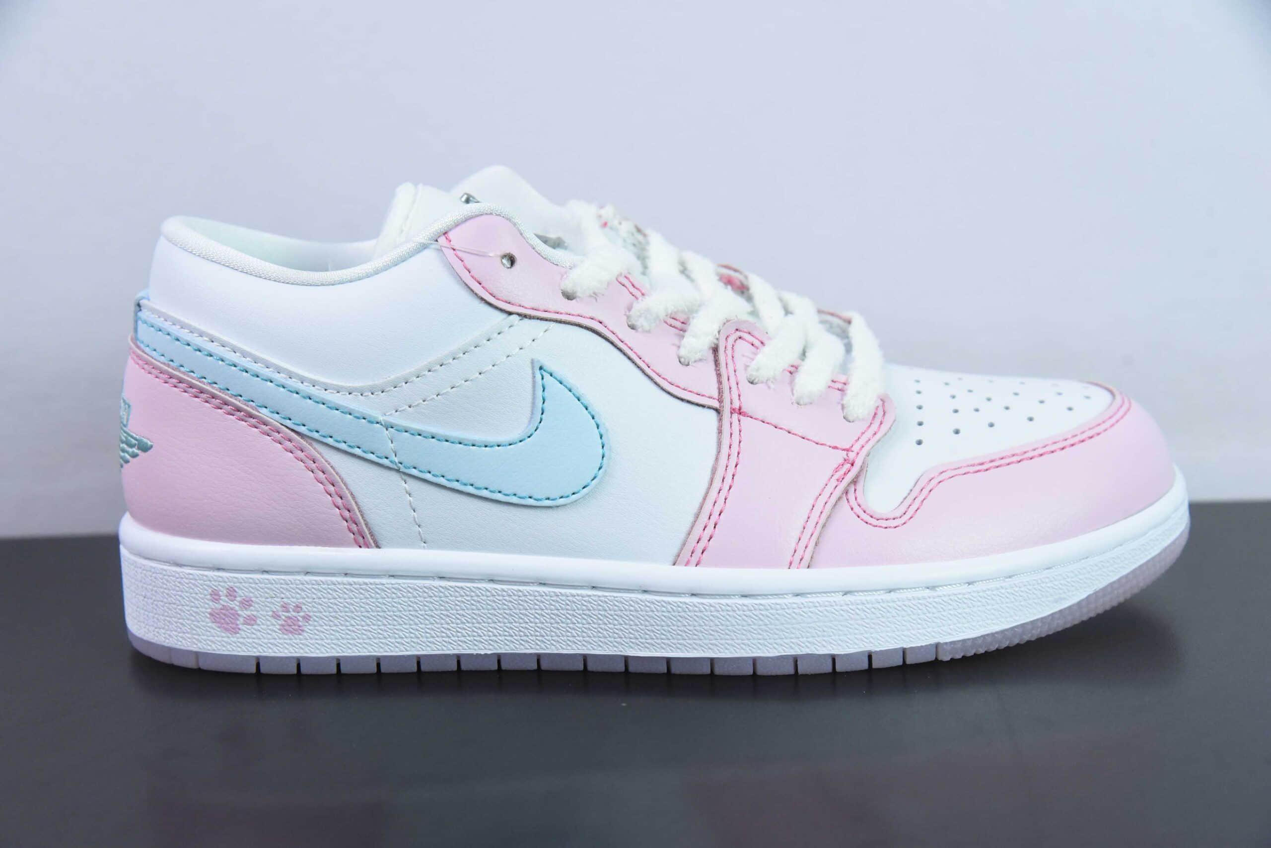 乔丹Air Jordan 1 AJ1白粉蓝猫爪冰淇淋低帮篮球鞋纯原版本 货号：HM3706-141 