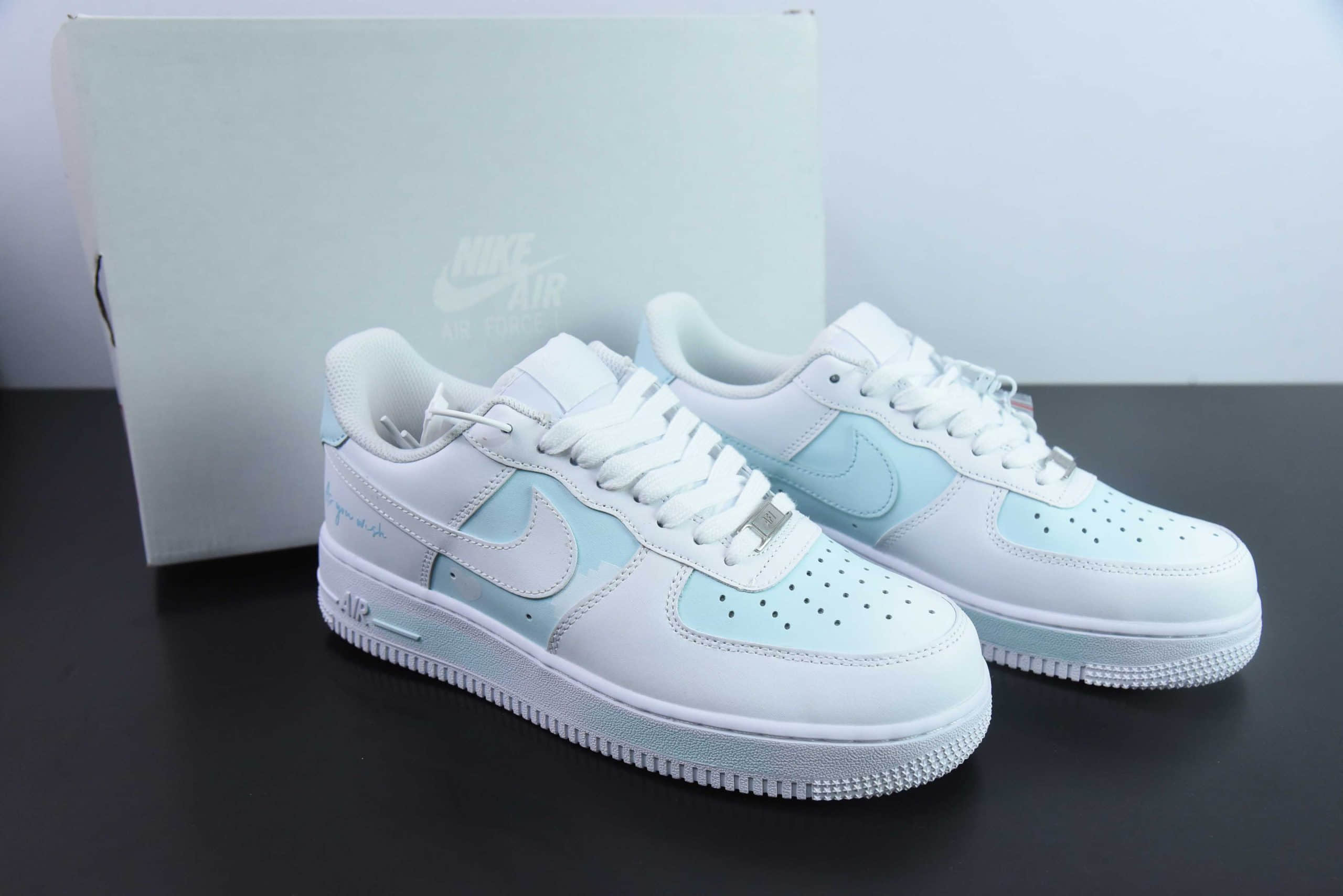 耐克Nike Air Force 1 Low’07 A8系列蓝天白云喷绘空军一号低帮休闲板鞋纯原版本 货号：CW2288-111 