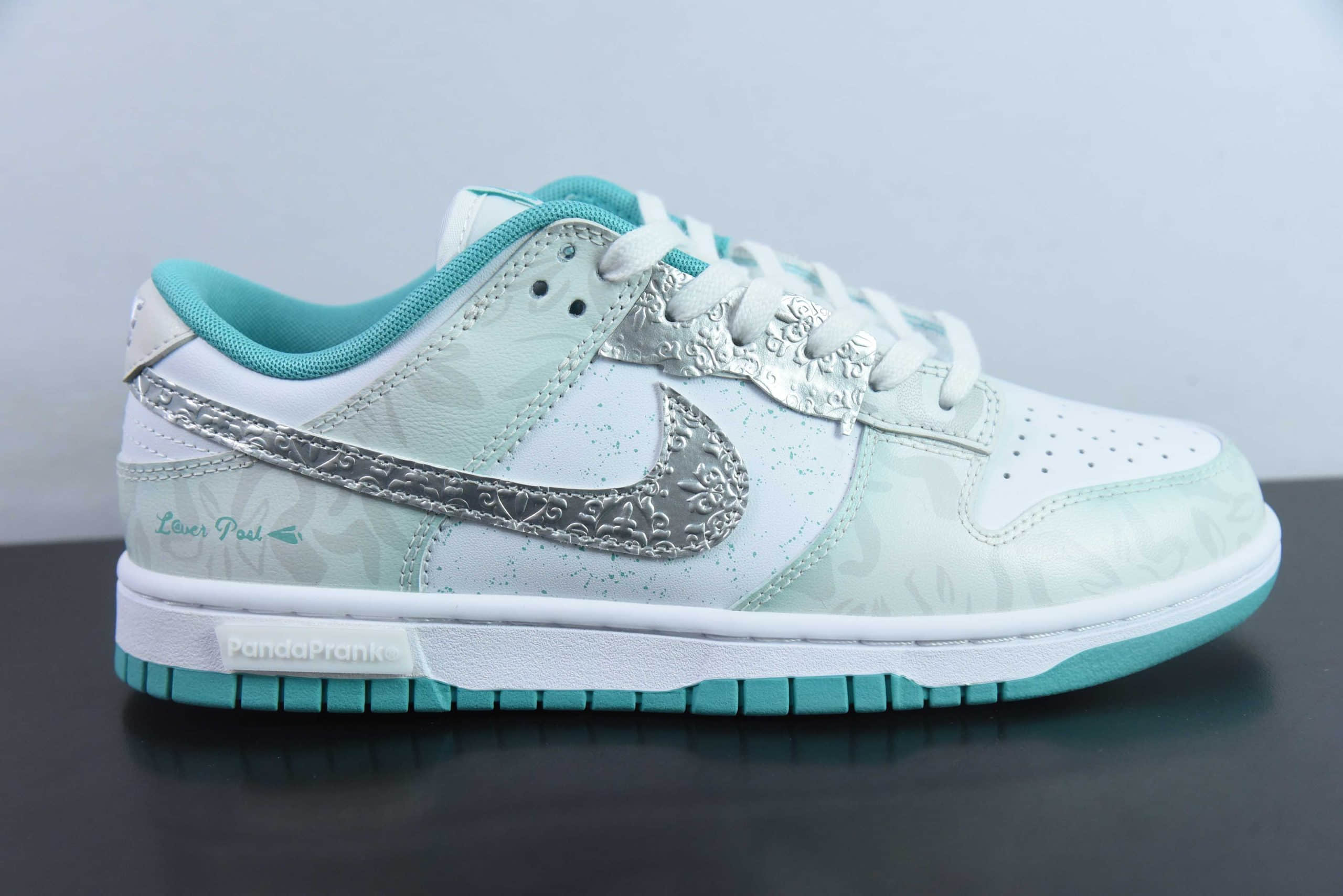 耐克Nike Dunk Low 熊猫恶作剧特别企划心动邮件薄荷心语SB低帮休闲板鞋纯原版本 货号：DV0833-102