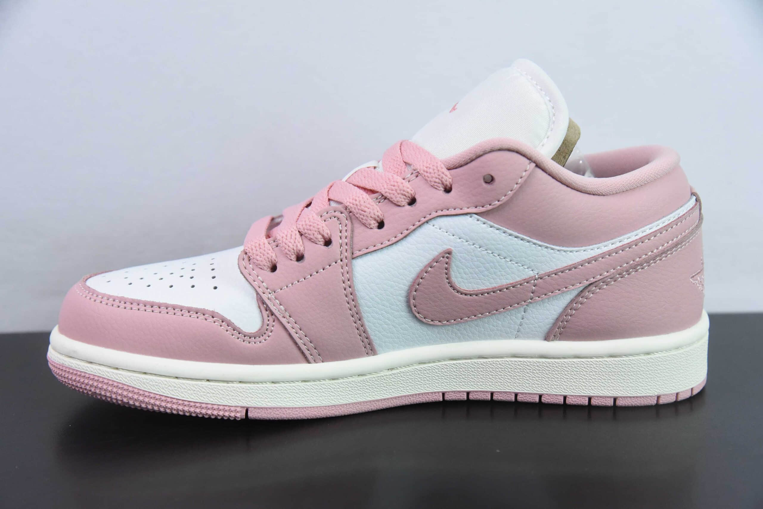 乔丹Air Jordan 1 Low AJ1乔1粉白色低帮文化休闲板鞋纯原版本 货号：DC0774-162 