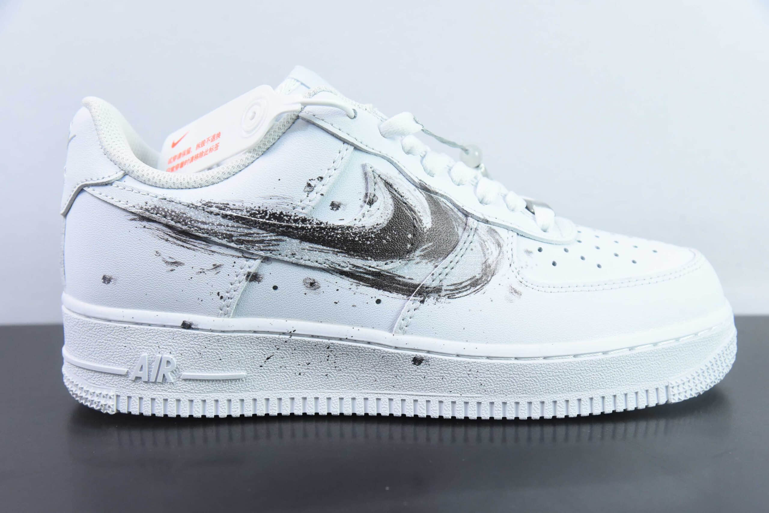 耐克Nike Air Force 1 Low 07 水墨画双钩空军一号低帮休闲板鞋纯原版本 货号：LL6976-521