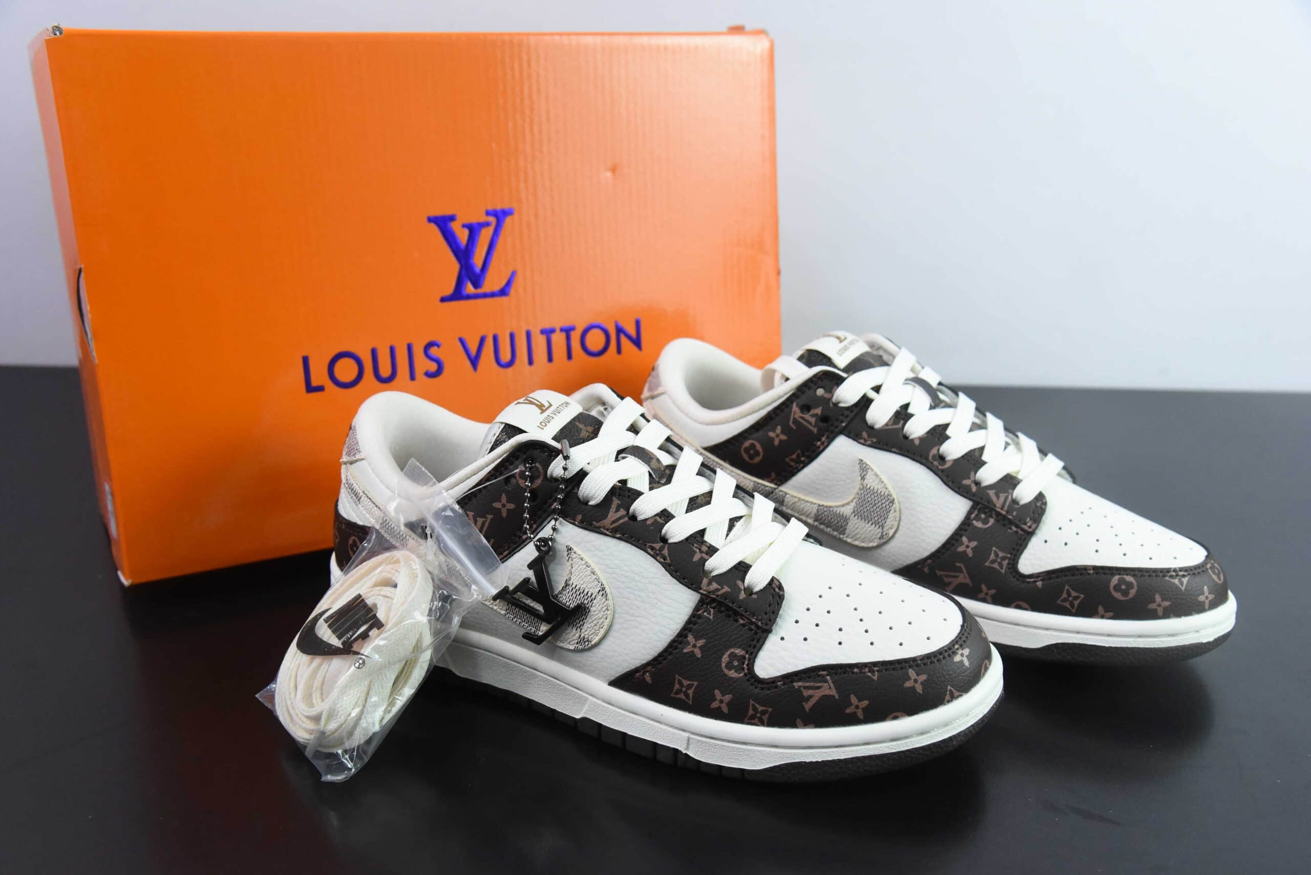 耐克Nike SB Dunk Low x Louis Vuitton LV联名白棕老花SB低帮休闲滑板鞋纯原版本 货号：SJ2068-253