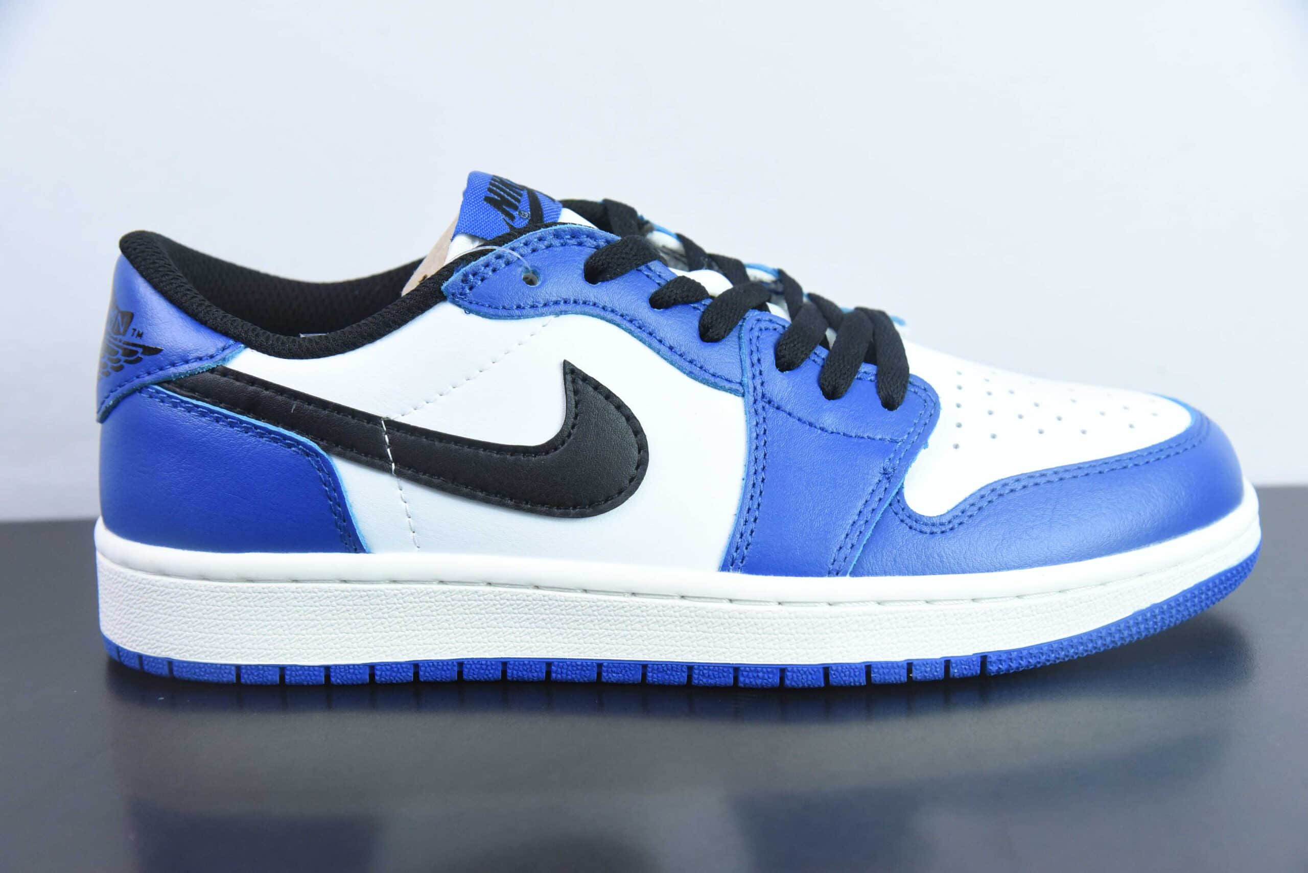 乔丹Air Jordan 1 Low 蓝白黑AJ1乔1低帮休闲板鞋纯原版本 货号：CZ0790-140