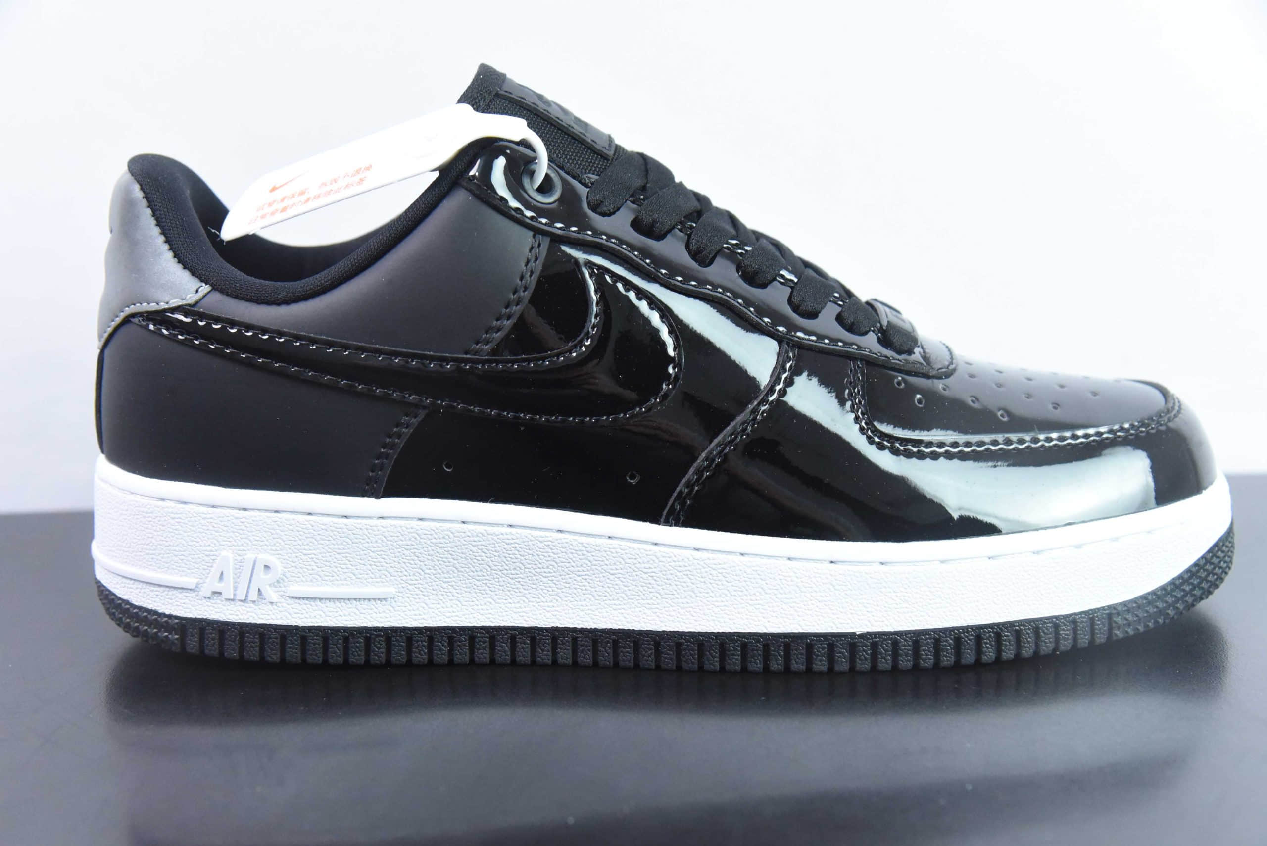 耐克Nike Air Force 1'07 Low 漆皮全黑空军一号低帮休闲板鞋纯原版本 货号：AH6827-001 