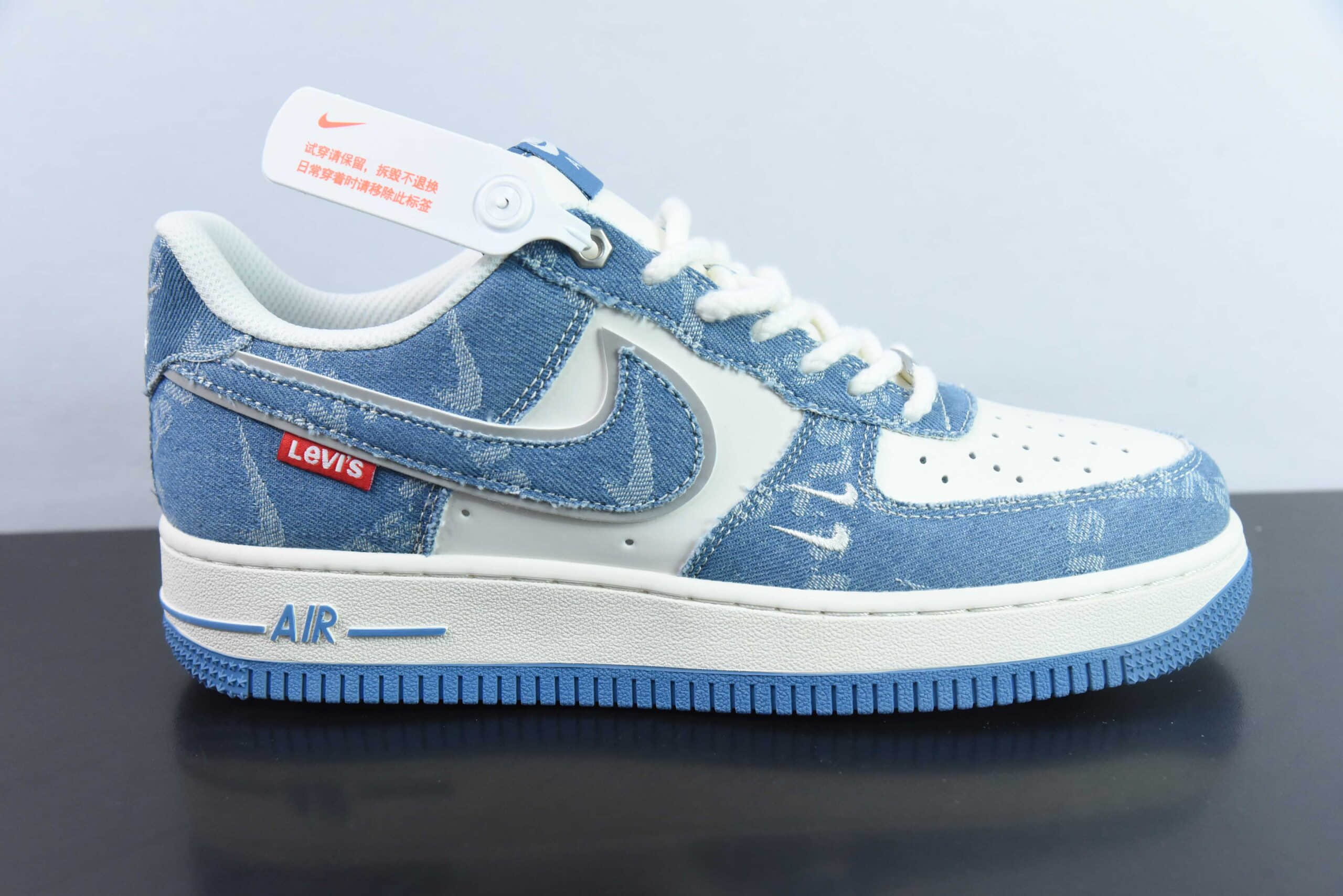 耐克Nike Air Force 1'07 Low 李维斯联名天蓝牛仔空军一号低帮休闲板鞋纯原版本 货号：SJ6698-003