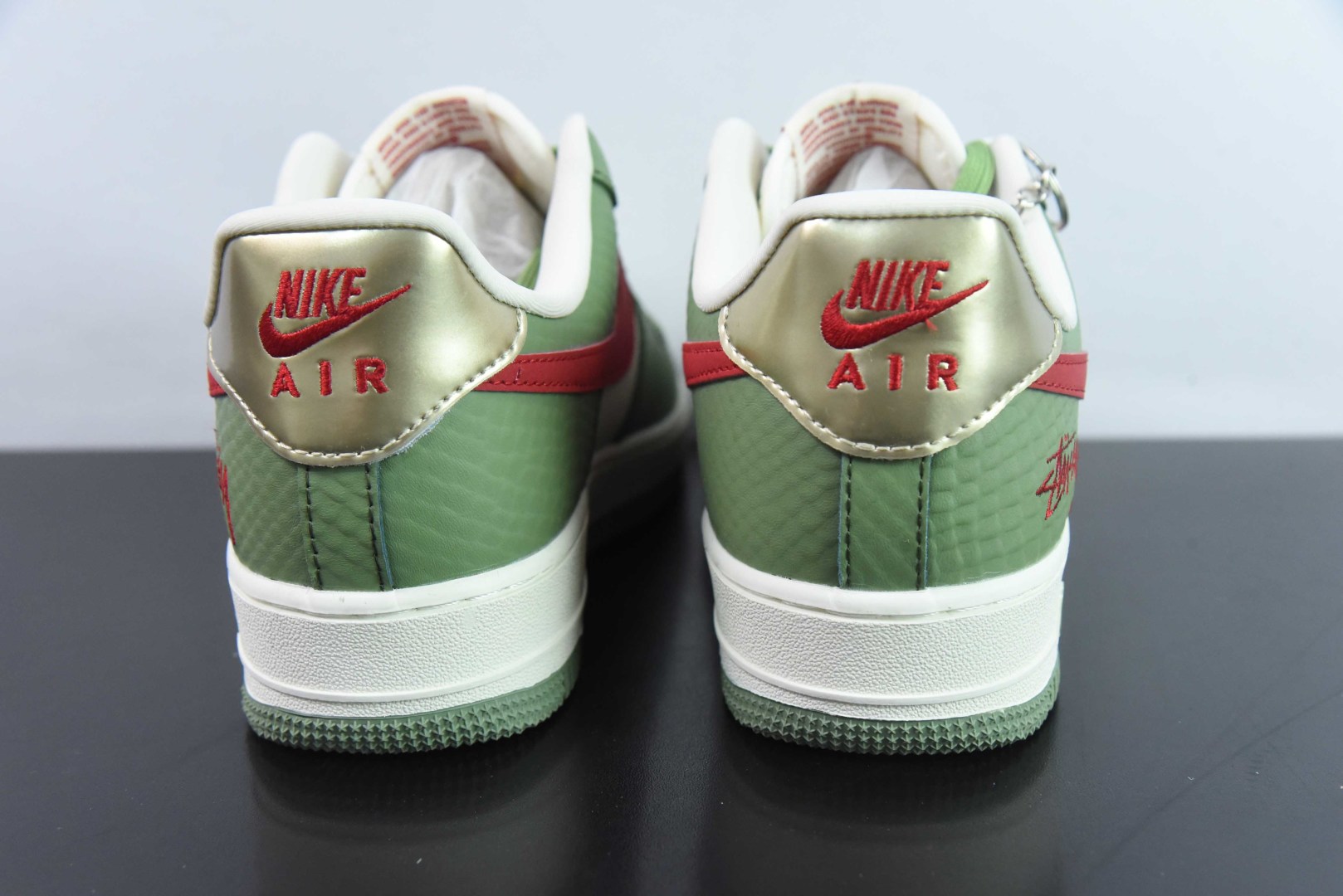 耐克NIke Air Force 1 '07 Low “斯图西联名青蛇”空军一号低帮休闲板鞋纯原版本 货号：KK1988-028