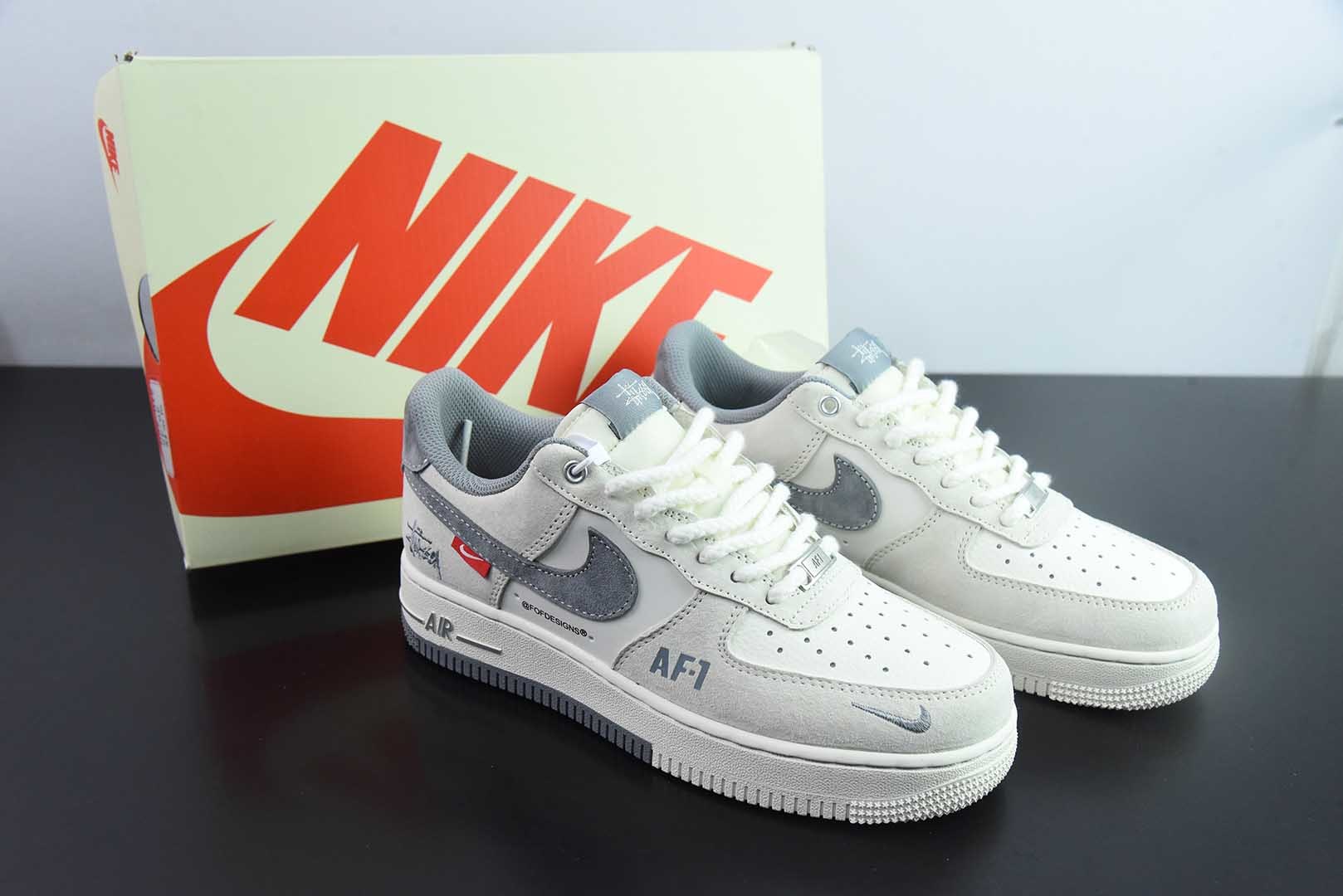 耐克Nike Air Force 1 AF1灰白斯图西刺绣定制版空军一号低帮休闲板鞋纯原版本 货号：SJ6698-024 