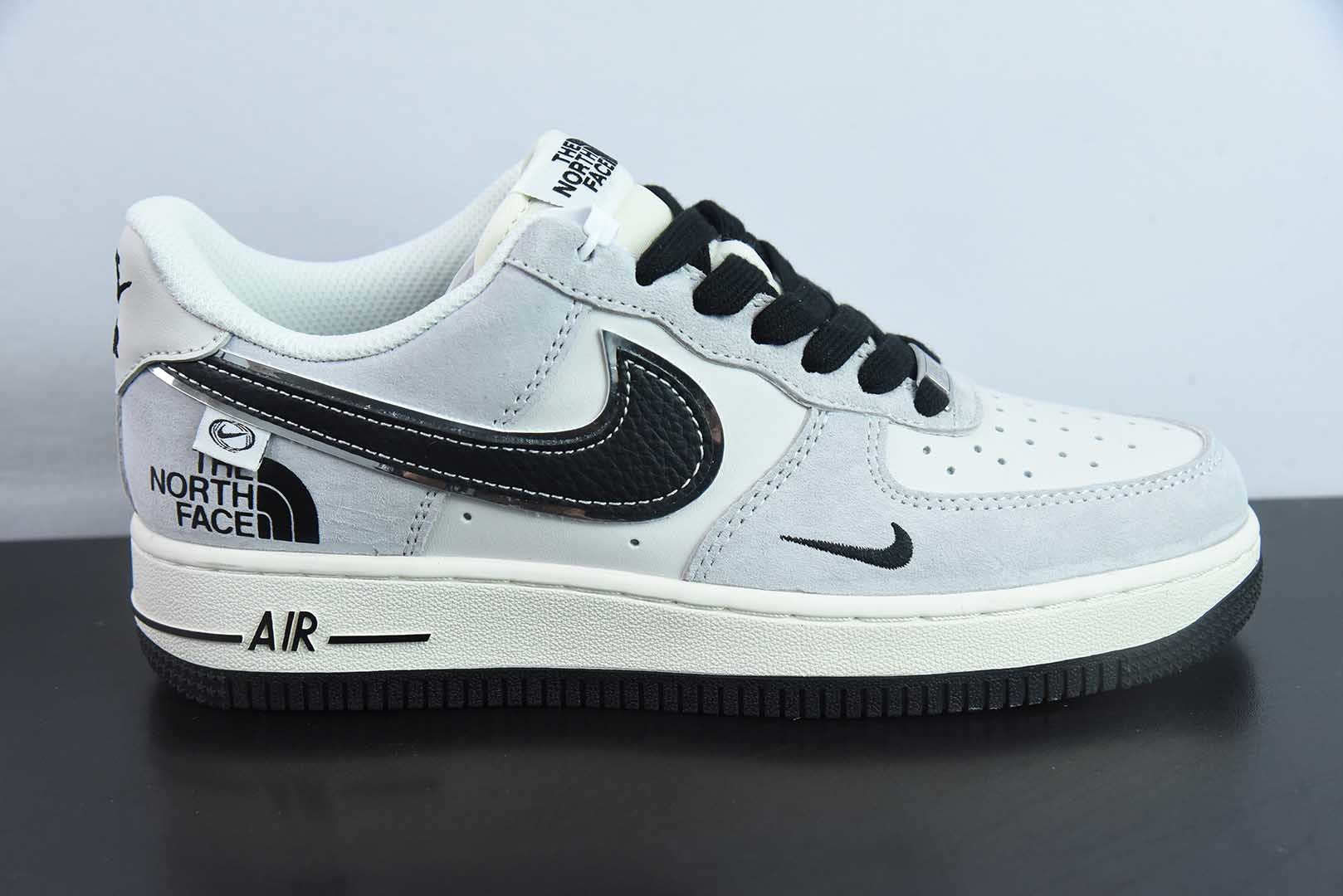 耐克Nike Air Force 1 AF1灰白黑银边北面印花定制版空军一号低帮休闲板鞋纯原版本 货号：XZ6188-916