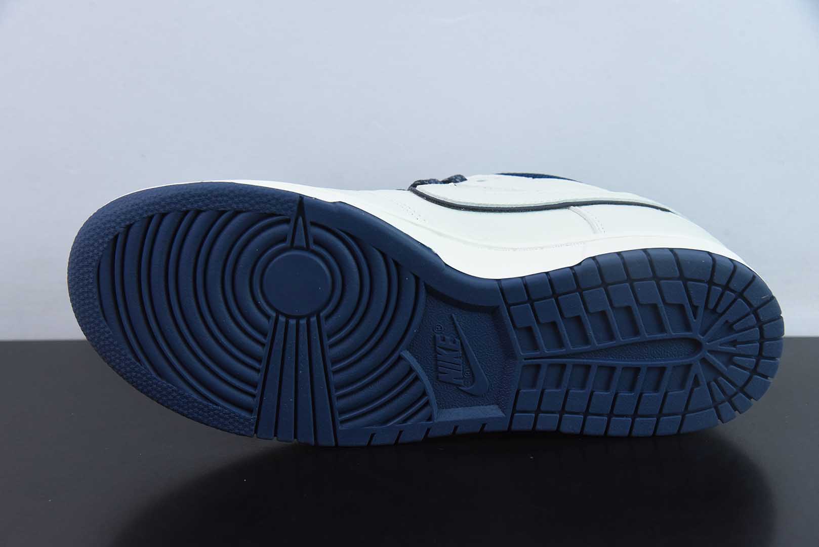耐克Nike Reigning Champ x Nk SB Dunk Low卫冕冠军联名三勾米深蓝配色低帮休闲运动滑板板鞋纯原版本 货号：RC3085-891 