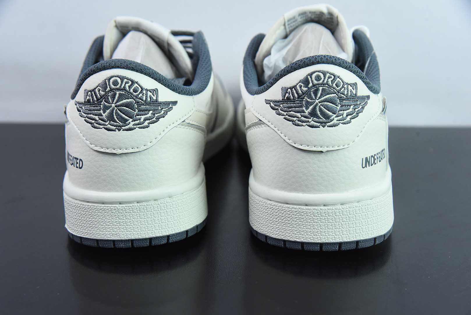 乔丹Travis Scott x Fragment Design x Jordan Air Jordan 1 Low OG SP AJ1 UN联名米白灰底低帮文化休闲板鞋纯原版本 货号：DM7866-018