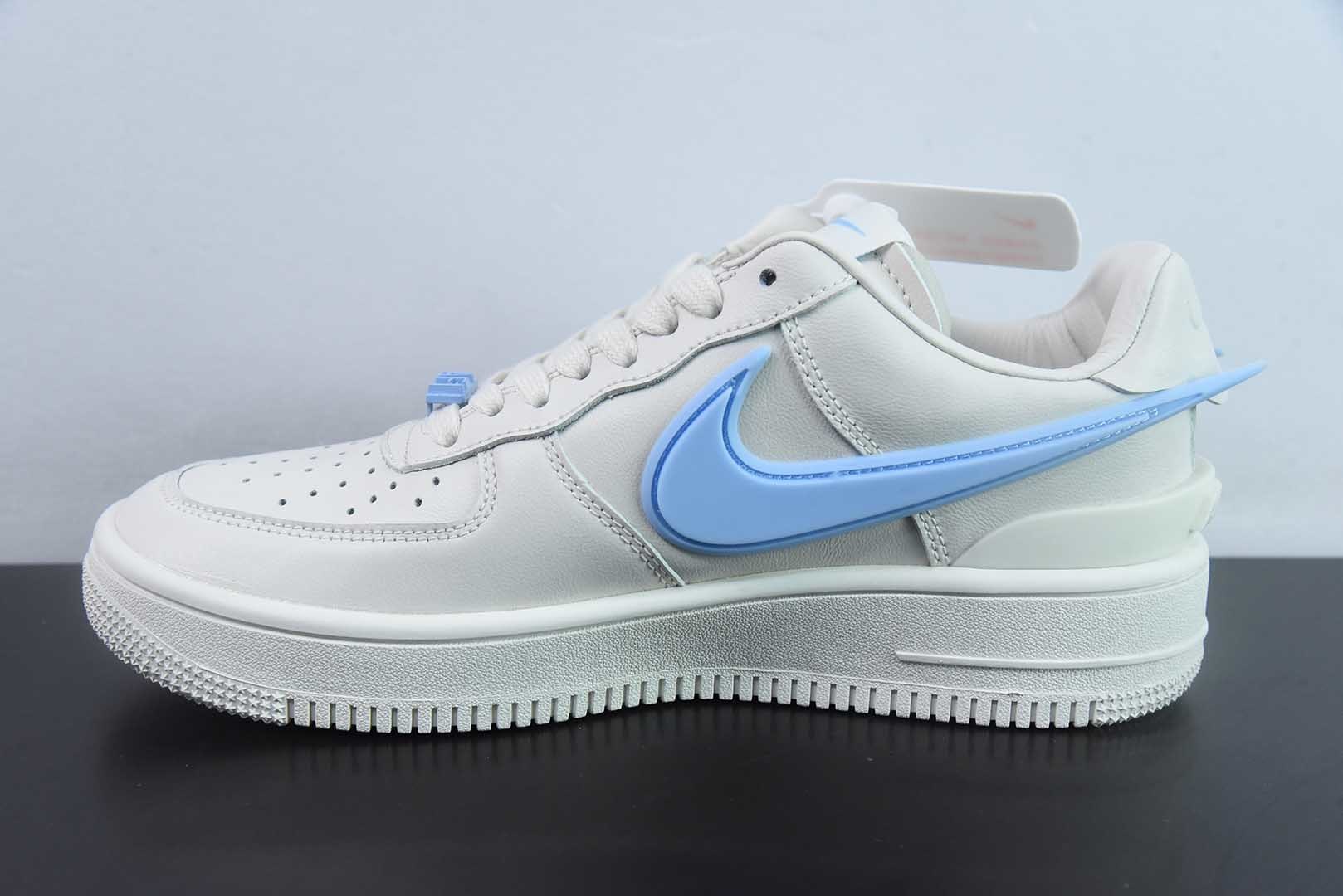 耐克Nike AMBUSH x NK Air Force 1 Low联名大钩白蓝空军一号低帮运动板鞋纯原版本 货号：DV3464-900 