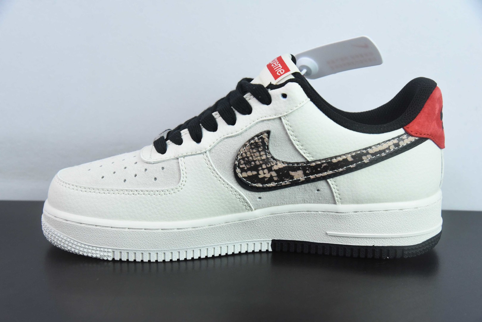耐克NIke Air Force 1 '07 Low “Supreme联名蛇年限定蟒蛇纹双勾”空军一号低帮休闲板鞋纯原版本 货号：DM6688-026