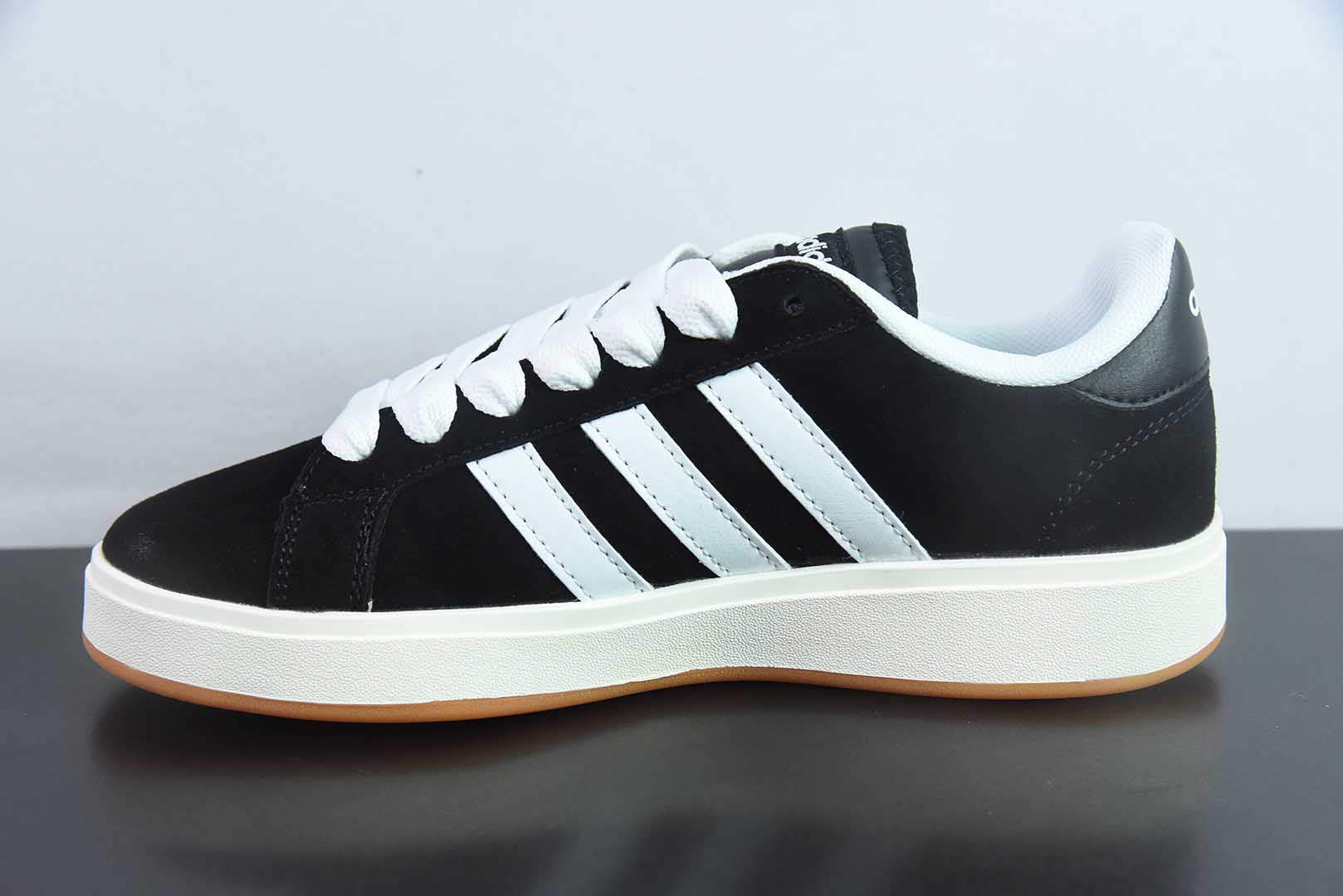 阿迪达斯Adidas GRAND COURTBEAT Base 00S黑白低帮休闲板鞋纯原版本 货号：IH6184