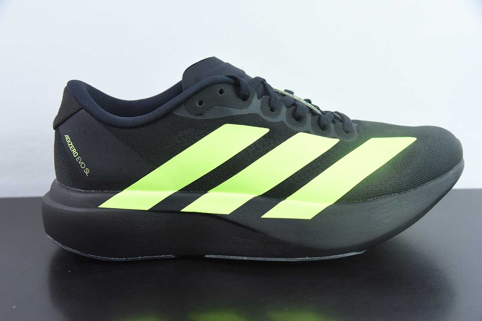 阿迪达斯Adidas Adizero Evo SL阿迪黑绿超轻透气缓震跑鞋纯原版本 货号：JR3420