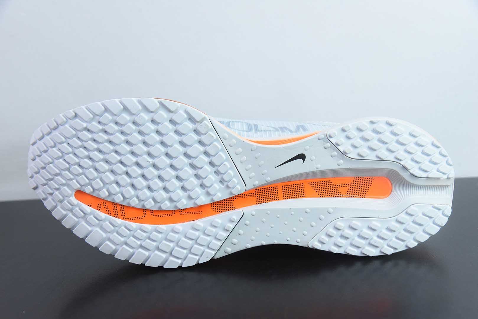 耐克 Nike Air Zoom Pegasus Premium 耐克灰蓝橙网面全掌气垫缓震跑鞋纯原版本 货号：HQ2592-002