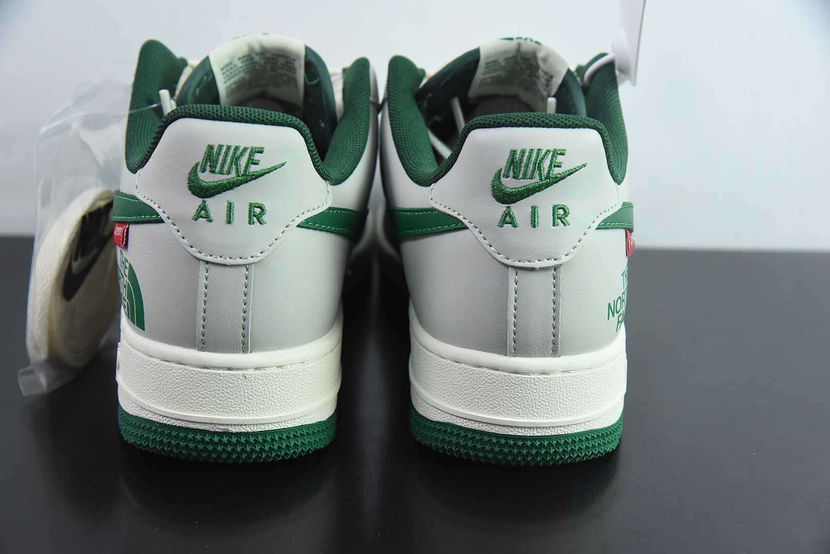 耐克Nike Air Force 1'07 Low 三方联名款孔雀绿空军一号低帮休闲板鞋纯原版本 货号：ZH2598-321