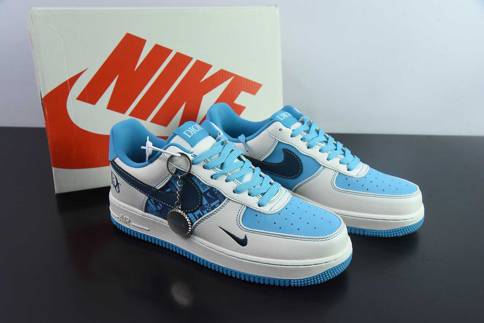 耐克Nike Air Force 1 AF1白蓝迪奥印花联名定制版空军一号低帮休闲板鞋纯原版本 货号：KK1988-088
