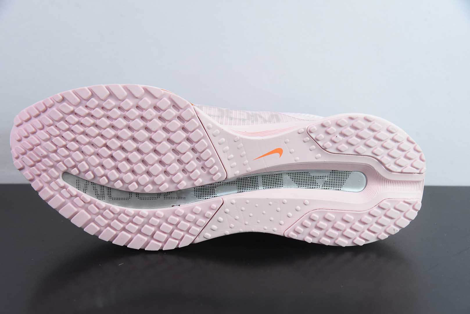 耐克Nike Air Zoom Pegasus Premium超级飞马粉橘灰勾网面全掌气垫跑鞋纯原版本 货号：HQ2592-601