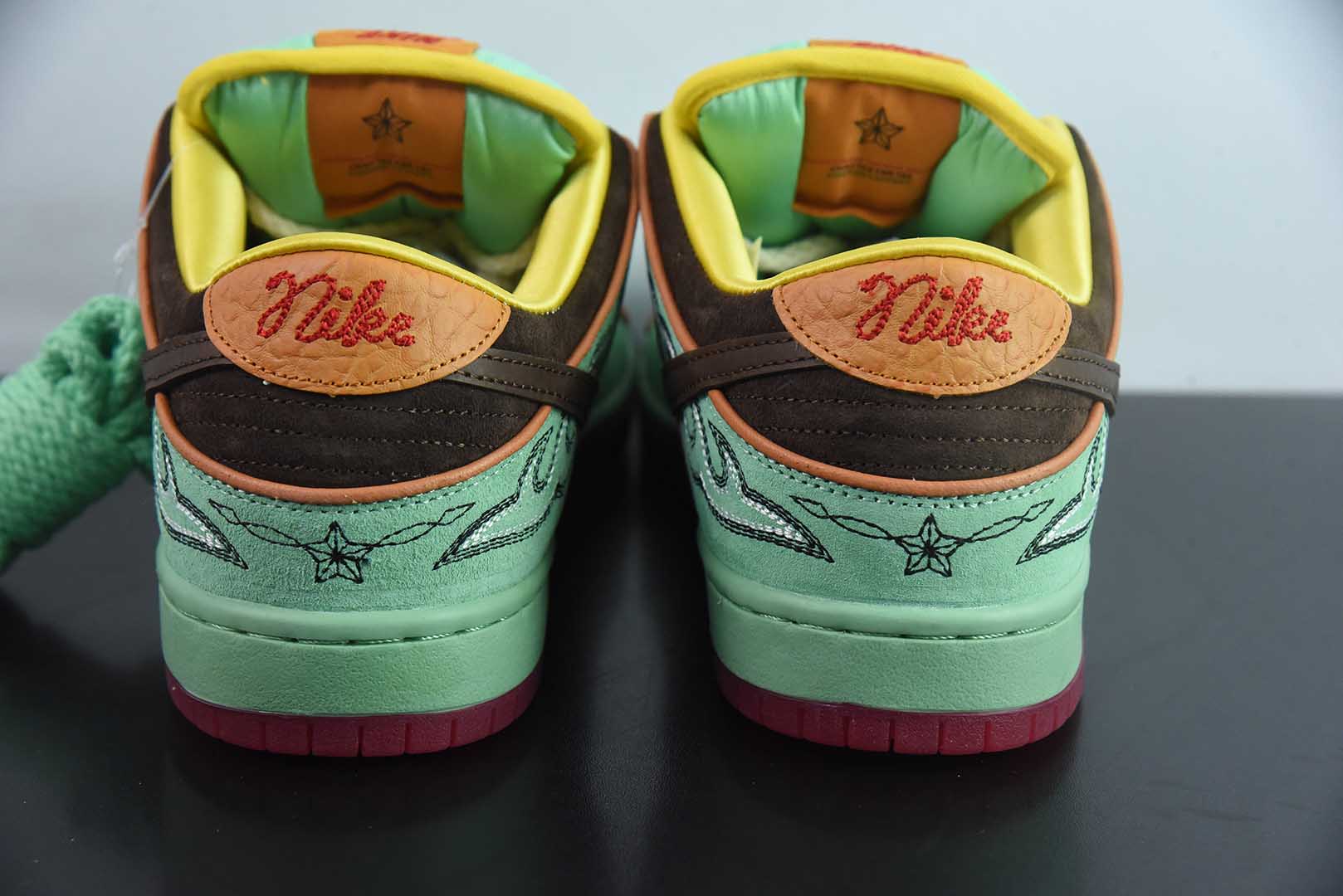 耐克Nike SB Dunk Low  Shenron  黑人月SB低帮运动休闲板鞋纯原版本 货号：HF3058-300
