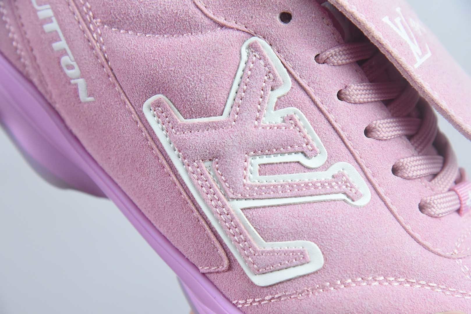 纯原 LOUIS VUITTON Footprint Soccer LV 皮革 2025春夏男士系列圆头系带低帮生活休 纯原版本 实拍细节图