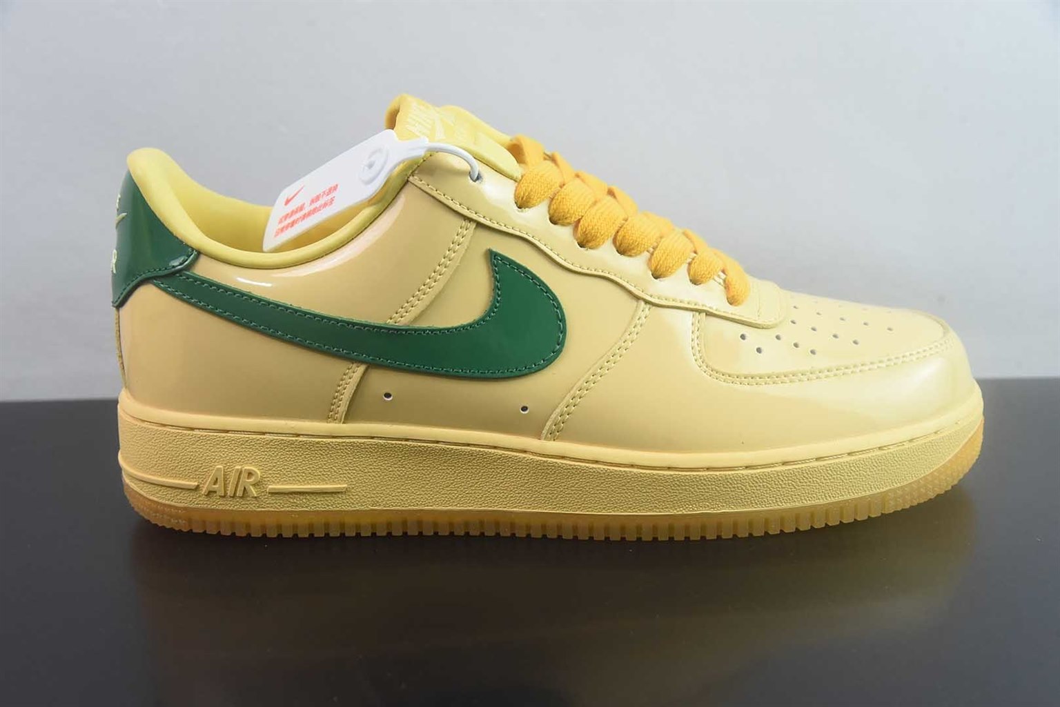 耐克 Nike Air Force 1 Patent Pack 黄色 纯原版本 货号:IO4489-700 实拍细节图
