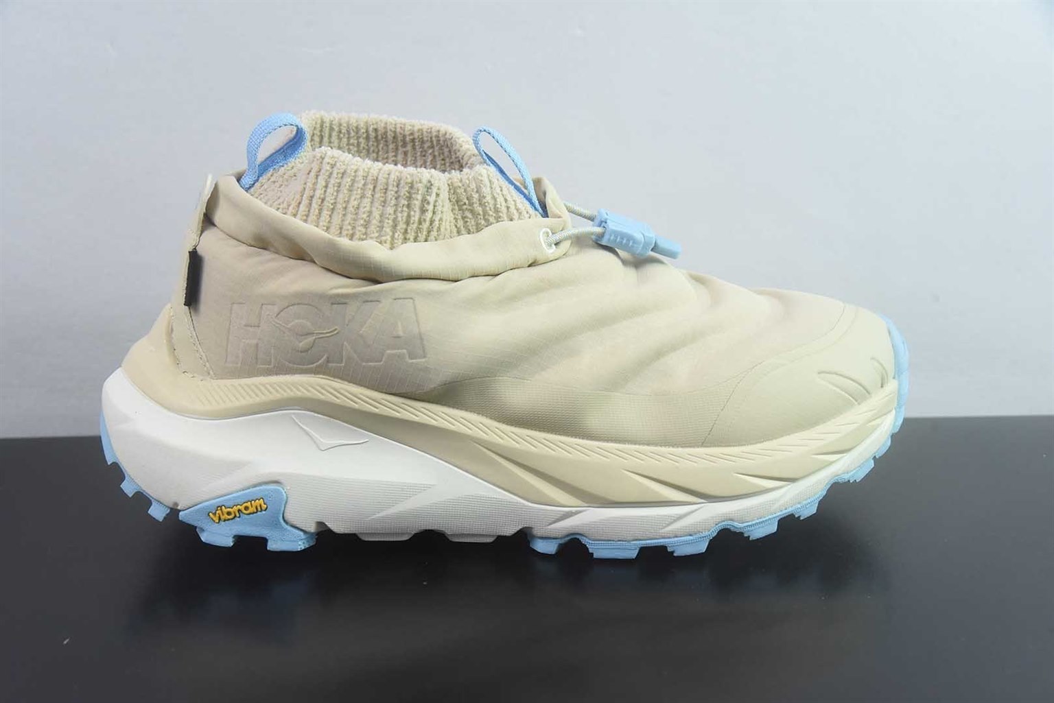 霍伽 HOKA ONE ONE KAHA 2 FROST MOC GTX 卡哈 2 中帮 卡其徒步鞋 纯原版本 货号：1155210-OKD 实拍细节图