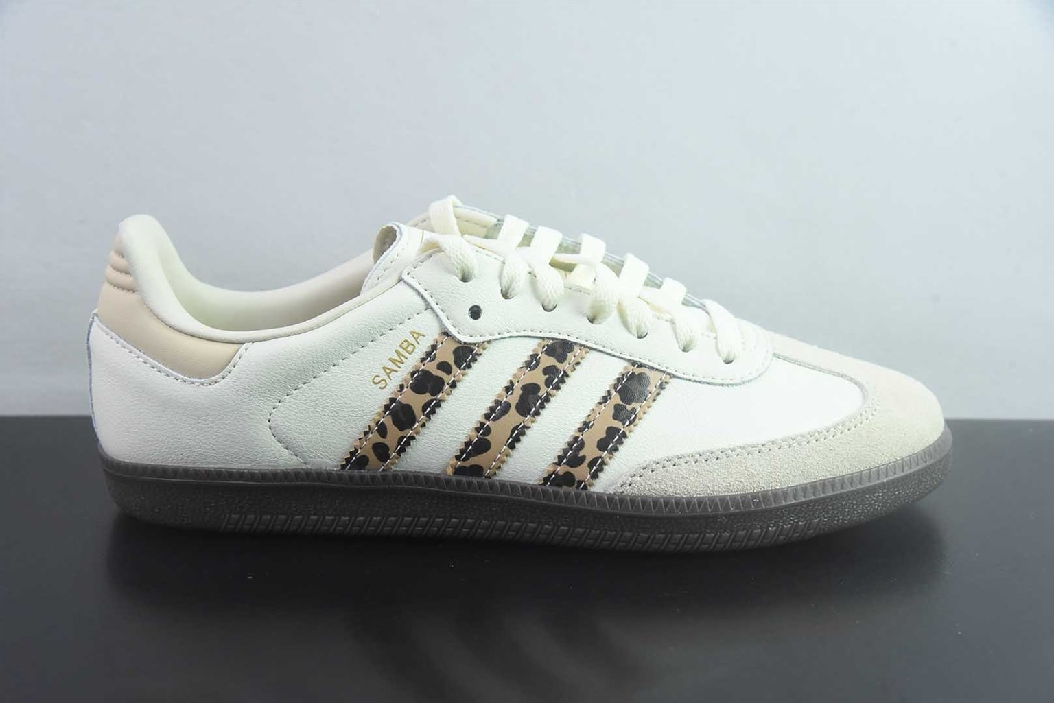 阿迪达斯 Adidas originals SAMBA OG Woody 柔软舒适 低帮 白棕 纯原版本 货号:JQ5874 实拍细节图