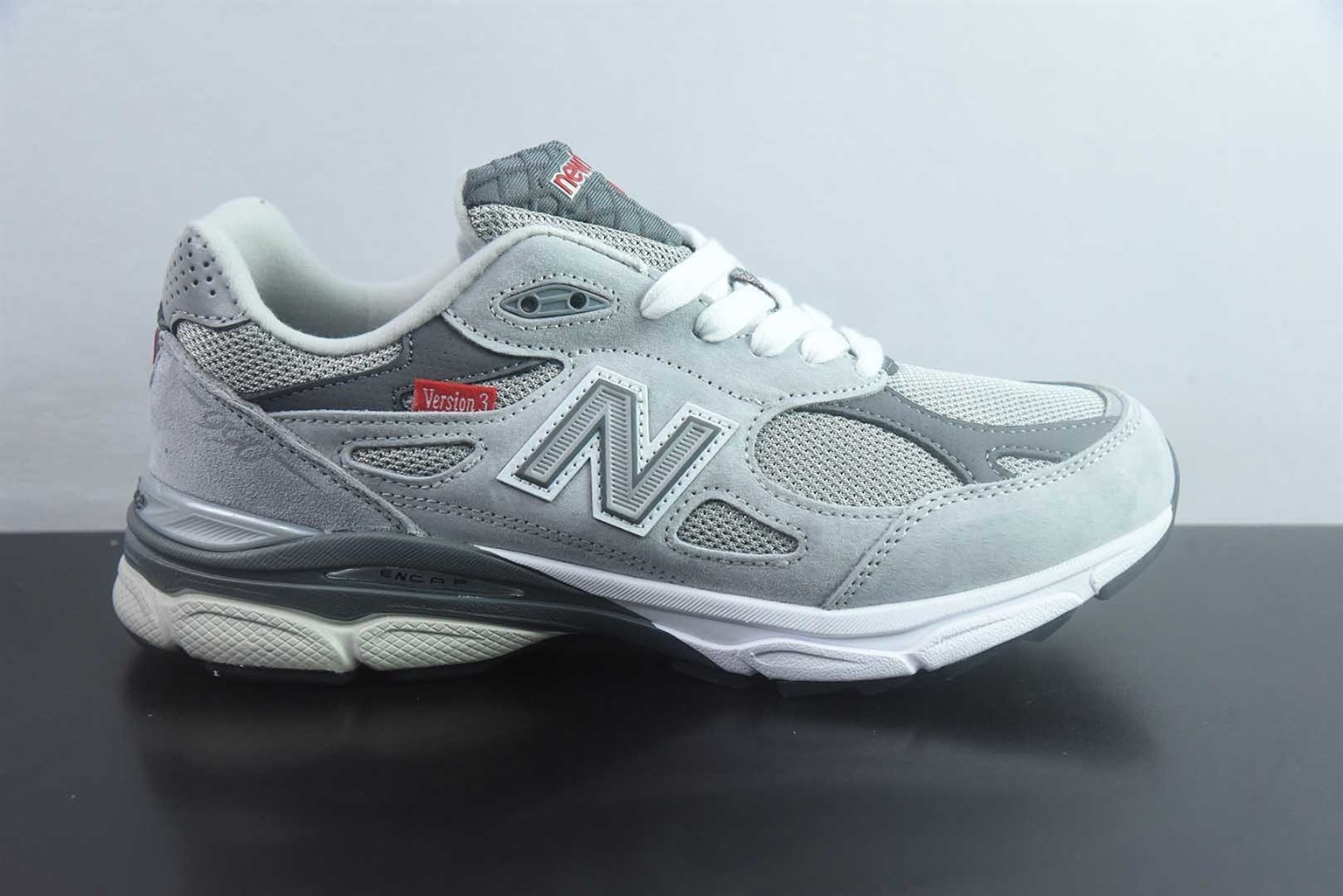 新百伦 New Balance 990v3 Made in USA 复古 灰色跑鞋 纯原版本 货号:M990VS3 实拍细节图
