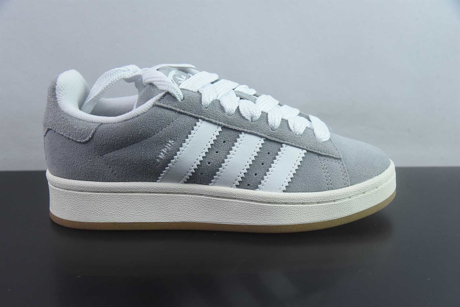 阿迪达斯 Adidas Originals Campus 00s 明星款学院系列面包风复古休闲运动 灰白板鞋 纯原版本 货号:HQ8707 实拍细节图