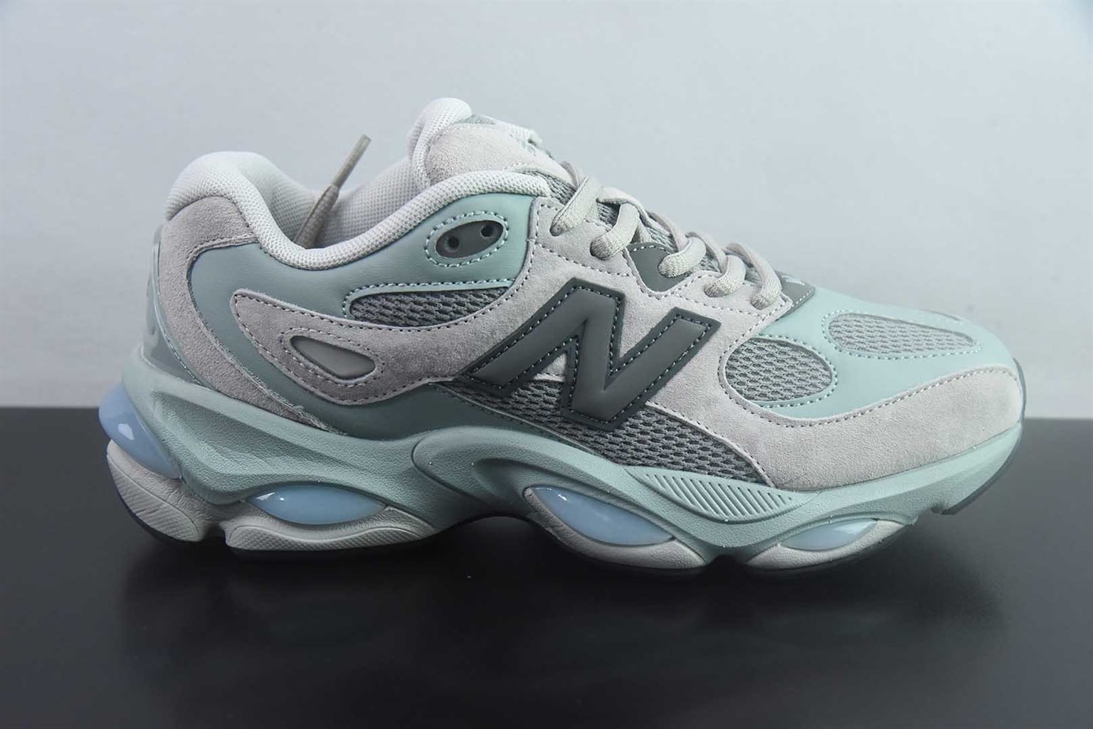 新百伦 New Balance 复古休闲 灰绿跑步鞋 纯原版本 货号:U9837LN 实拍细节图