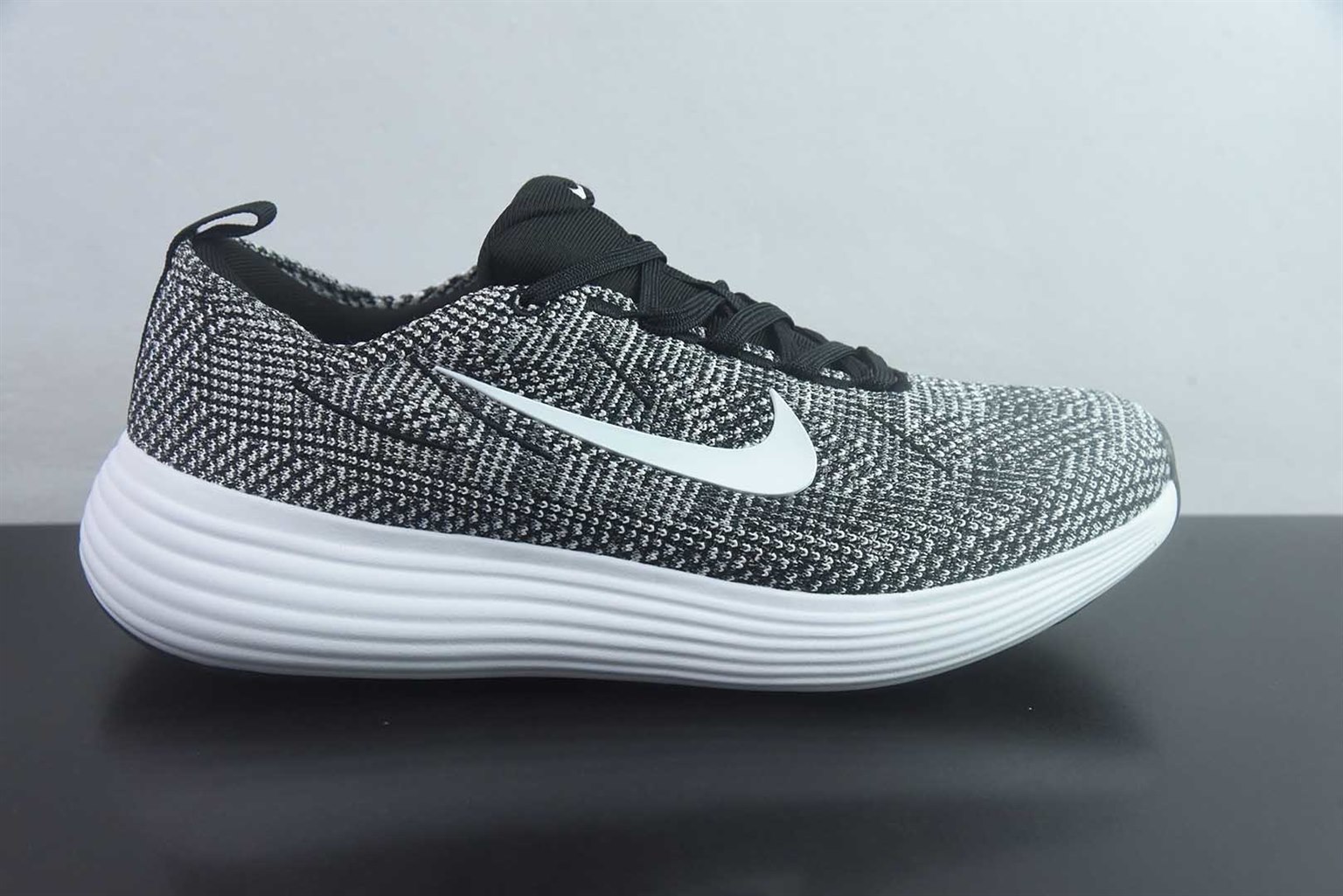 耐克 Nike Structure 26 ReactX 泡棉中底 公路 黑白跑鞋 官方 纯原版本 货号:IV5703-200 实拍细节图