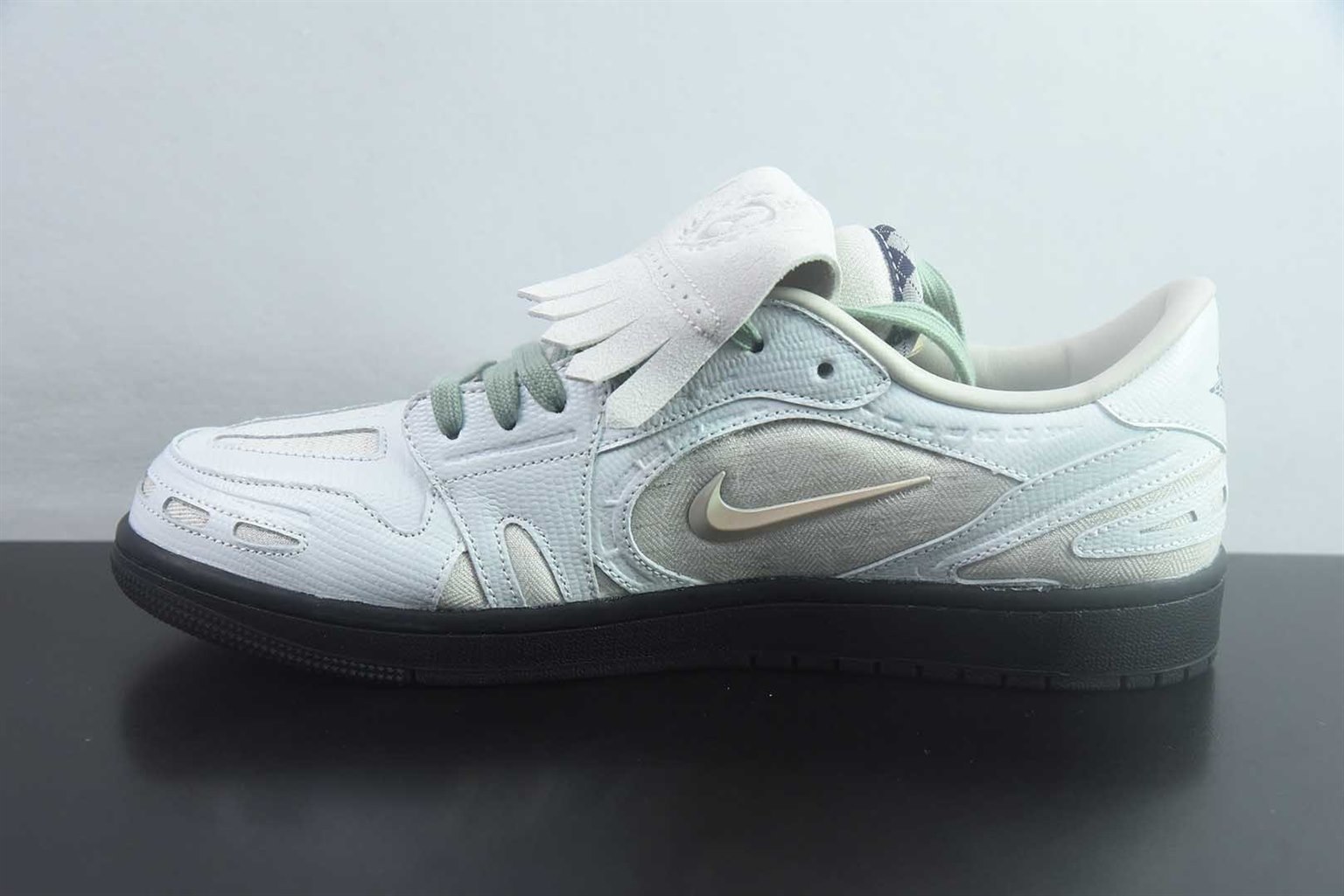 乔丹 Air Jordan 1 解构 AJ1 乔 1 白绿低帮休闲板鞋 同步官方配色 纯原版本 货号：IW2026-110 实拍细节图