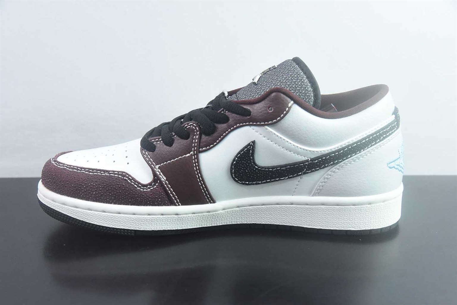 乔丹 Air Jordan 1 Low AJ1 白灰低帮休闲板鞋 纯原版本 货号:IZ5846-101 实拍细节图