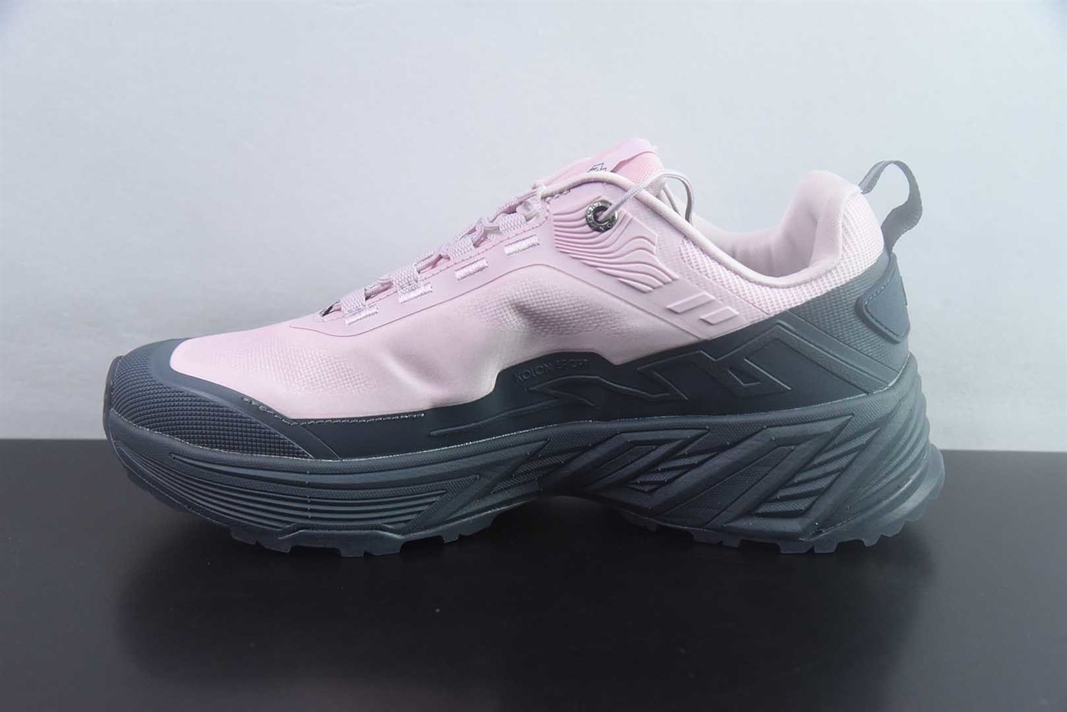 可隆 KOLON SPORT MOVE ALPHA lite 耐磨透气轻便 粉色低帮徒步鞋 纯原版本 货号:LUFH6MN040 实拍细节图