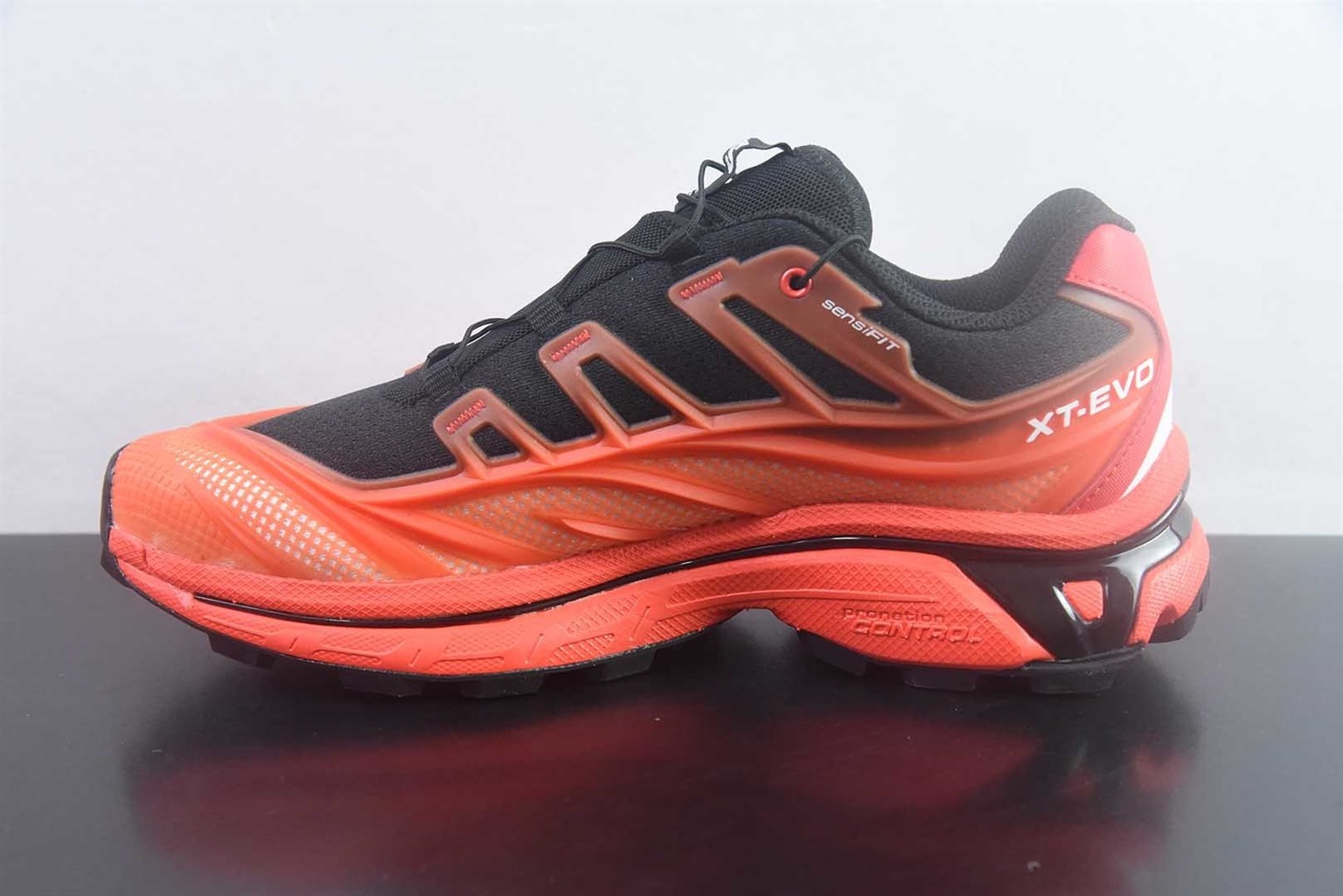 萨洛蒙 SALOMON XT-EVO 运动潮流城市休闲复古舒适透气 低帮 黑橙跑步鞋 纯原版本 货号:L49177900 实拍细节图