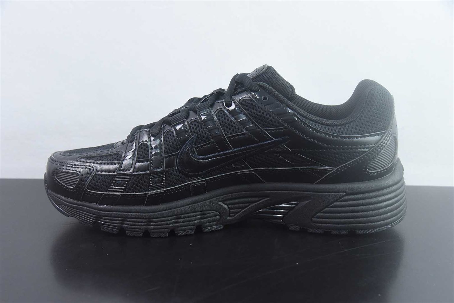 耐克 Nike CS P-6000 系列低帮复古老爹风休闲运动舒适 黑色慢跑鞋 纯原版本 货号：CD6404-002 实拍细节图