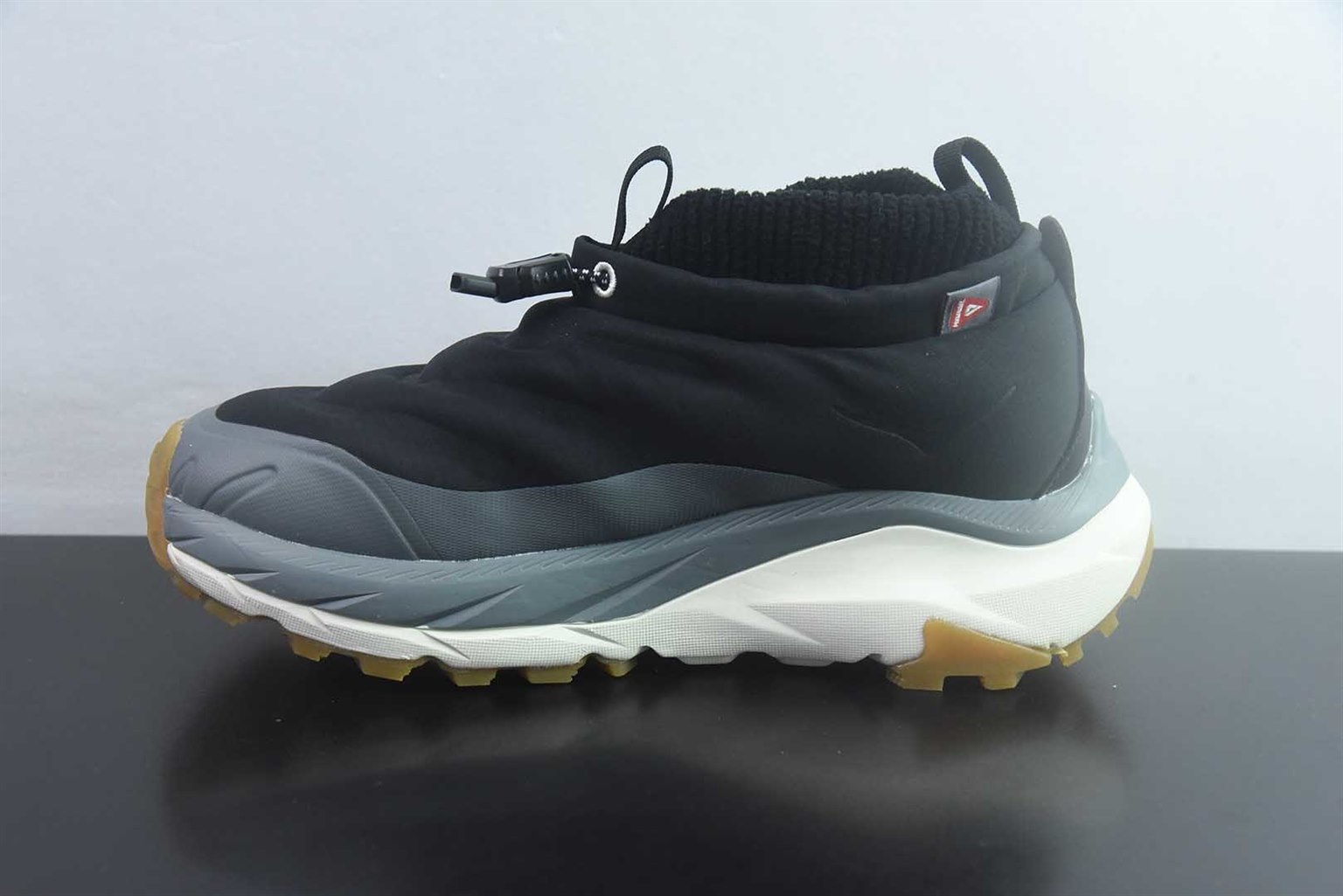 霍伽 HOKA ONE ONE KAHA 2 FROST MOC GTX 卡哈 2 中帮 黑色徒步鞋 纯原版本 货号:1155210-BBLC 实拍细节图