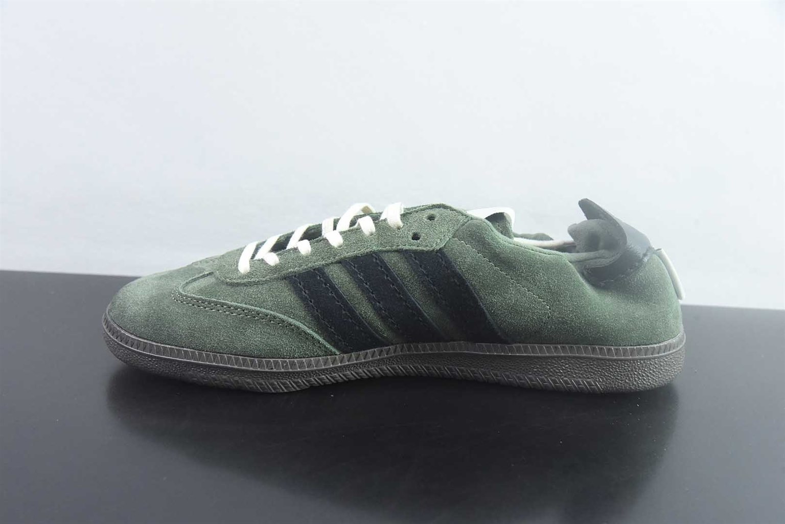阿迪达斯 Adidas originals x Song For The Mute Samba 阿迪休闲 绿白德训鞋 纯原版本 货号：HP8257 实拍细节图