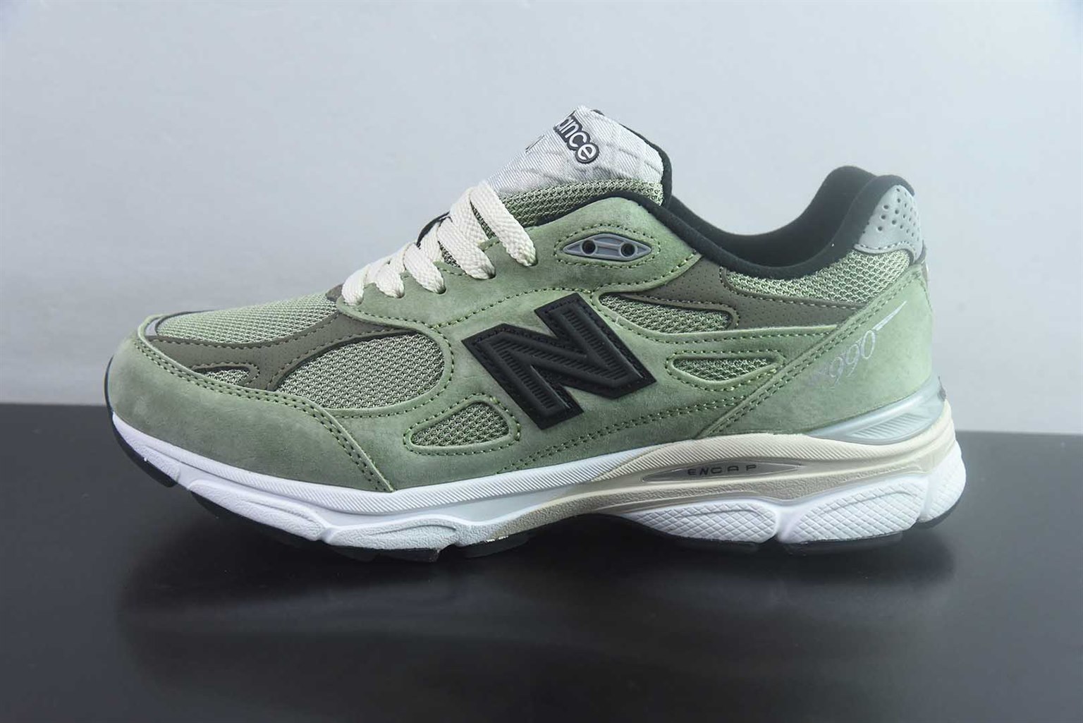 新百伦 New Balance 990v3 x JJJJound 联名 复古 橄榄绿跑鞋 纯原版本 货号:M990JD3 实拍细节图
